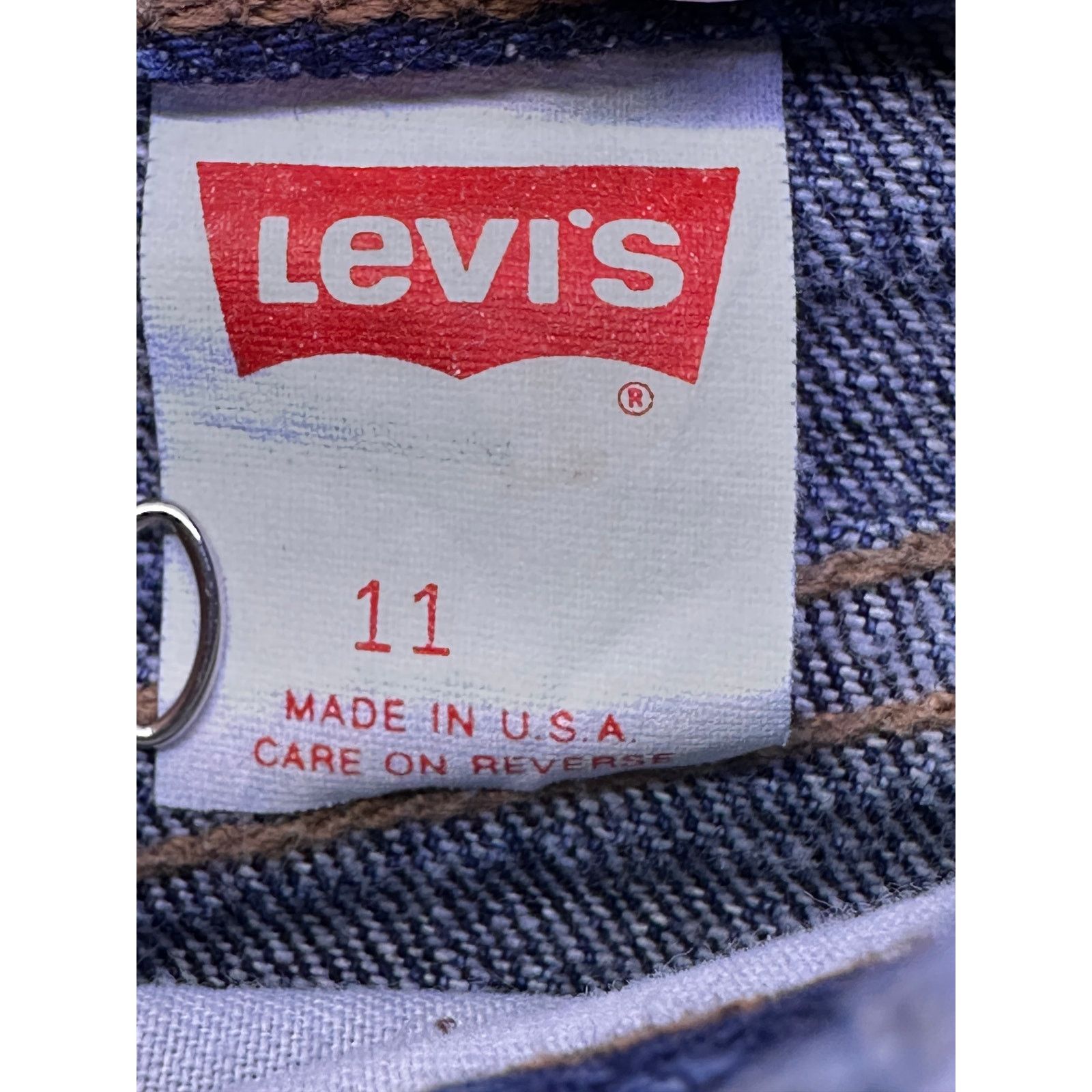 Levi's Vintage 90s Levi’s Batwing Blue Demin Skirt Size 11 Women’s Size 32" / US 10 / IT 46 - 7 Thumbnail