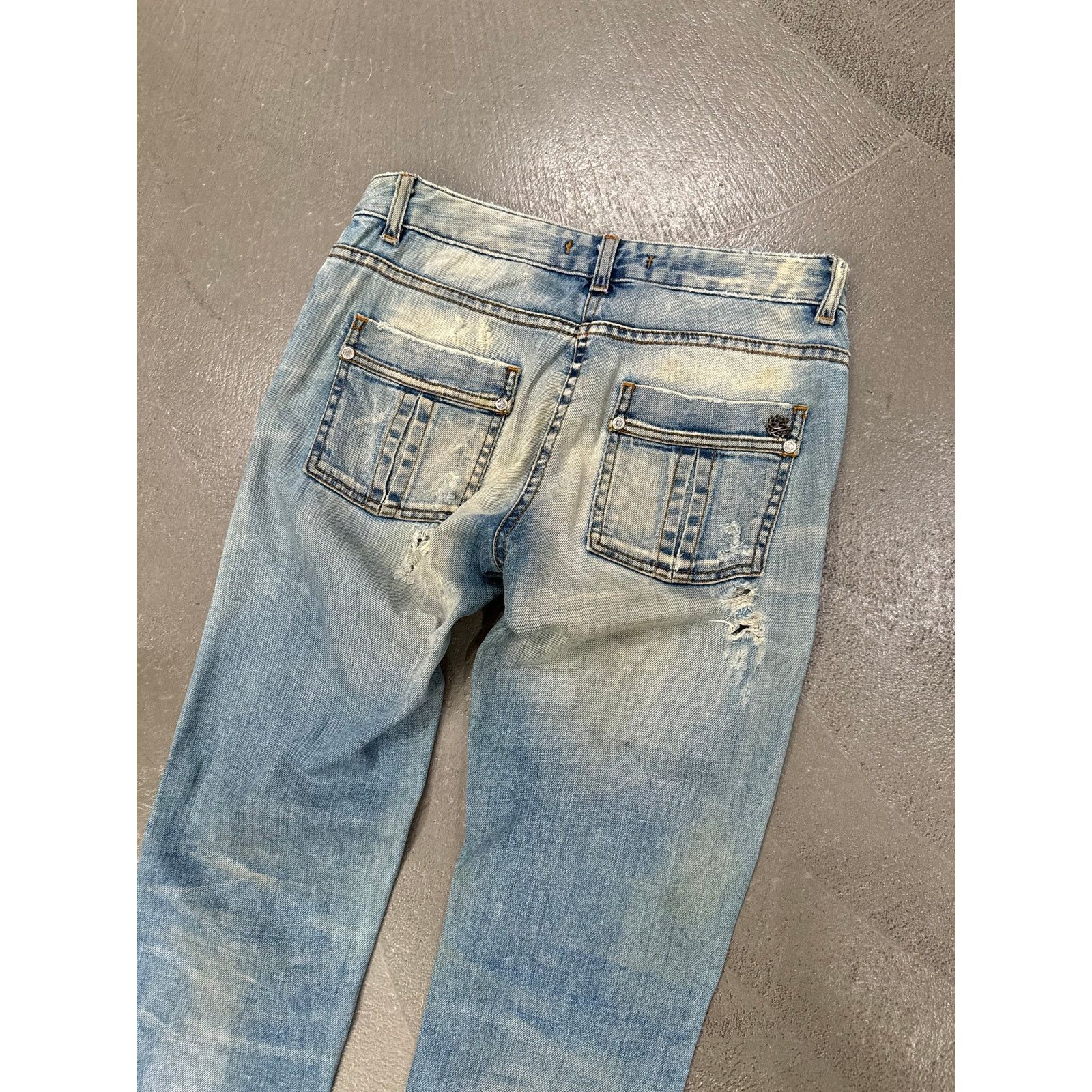 Roberto Cavalli Roberto Cavalli distressed leopard patch glitter jeans Size 27" / US 4 / IT 40 - 5 Thumbnail
