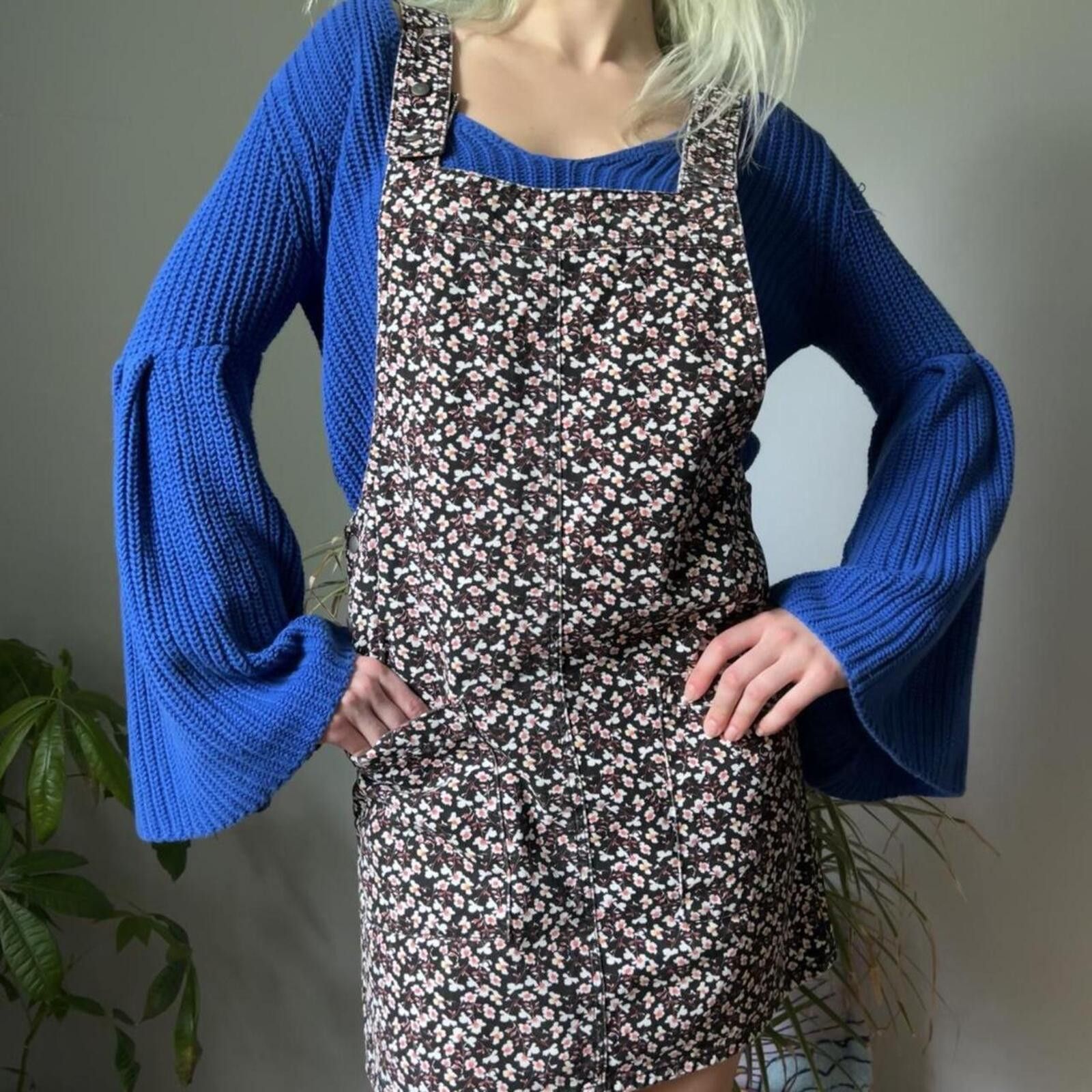 Other Xhilaration Women's Floral Overall Dress Size S / US 4 / IT 40 - 1 Thumbnail
