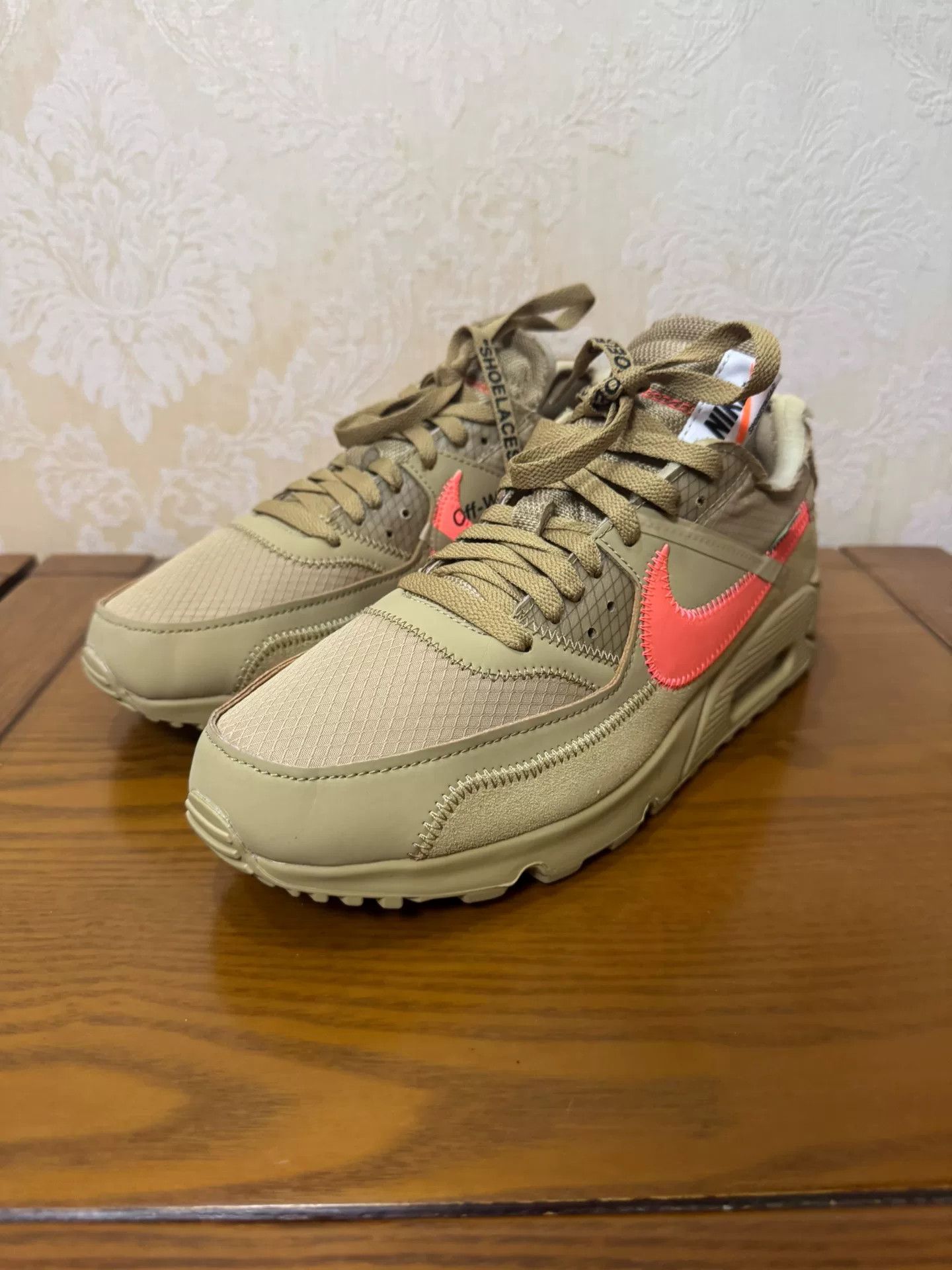 Off-White Off-White MAX90 Yellow Lowtop Sneakers 42.5 Men Size US 9.5 / EU 42-43 - 1 Thumbnail