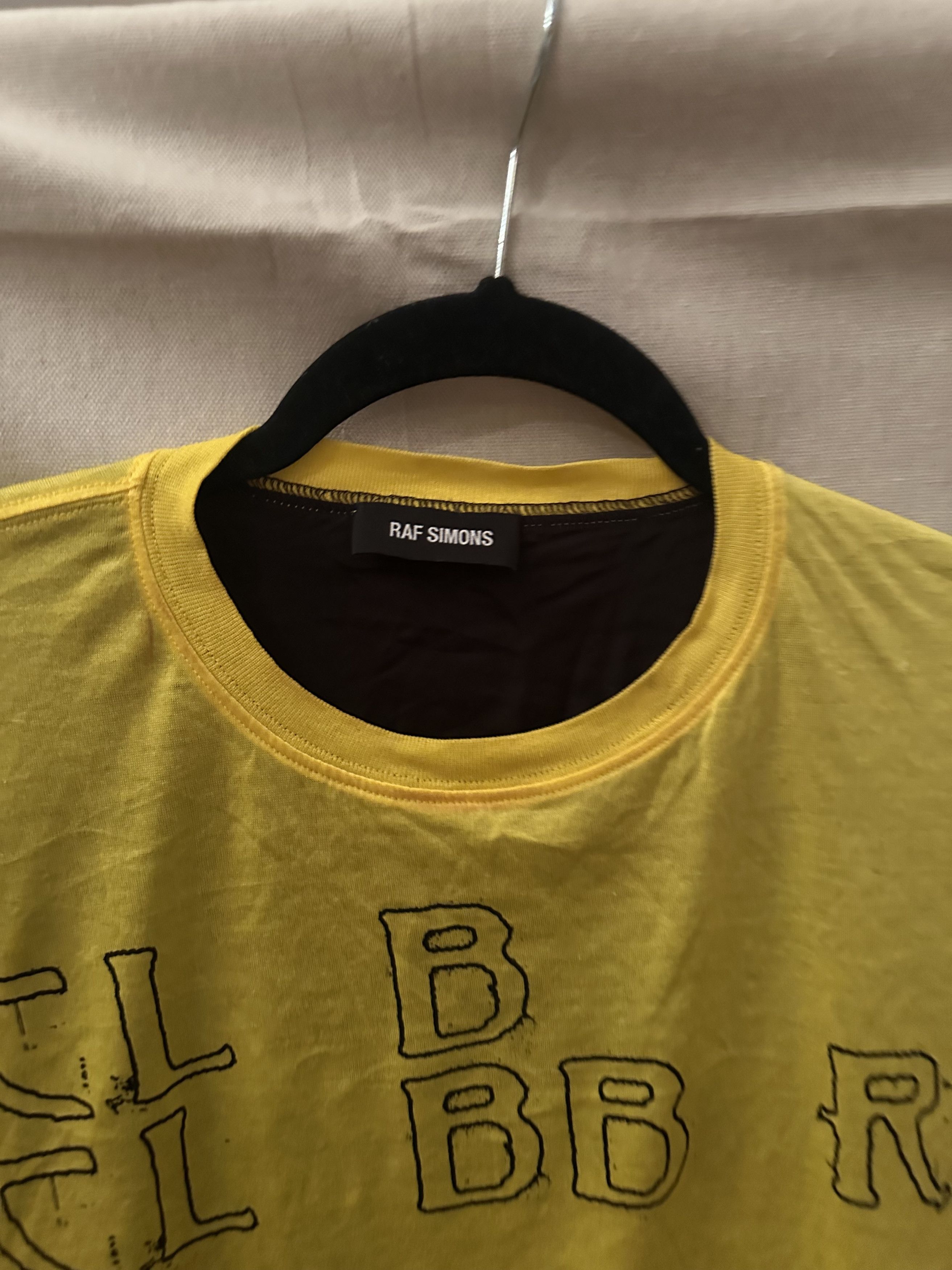 Raf Simons SS19 Clubbers Tshirt Size US S / EU 44-46 / 1 - 3 Thumbnail
