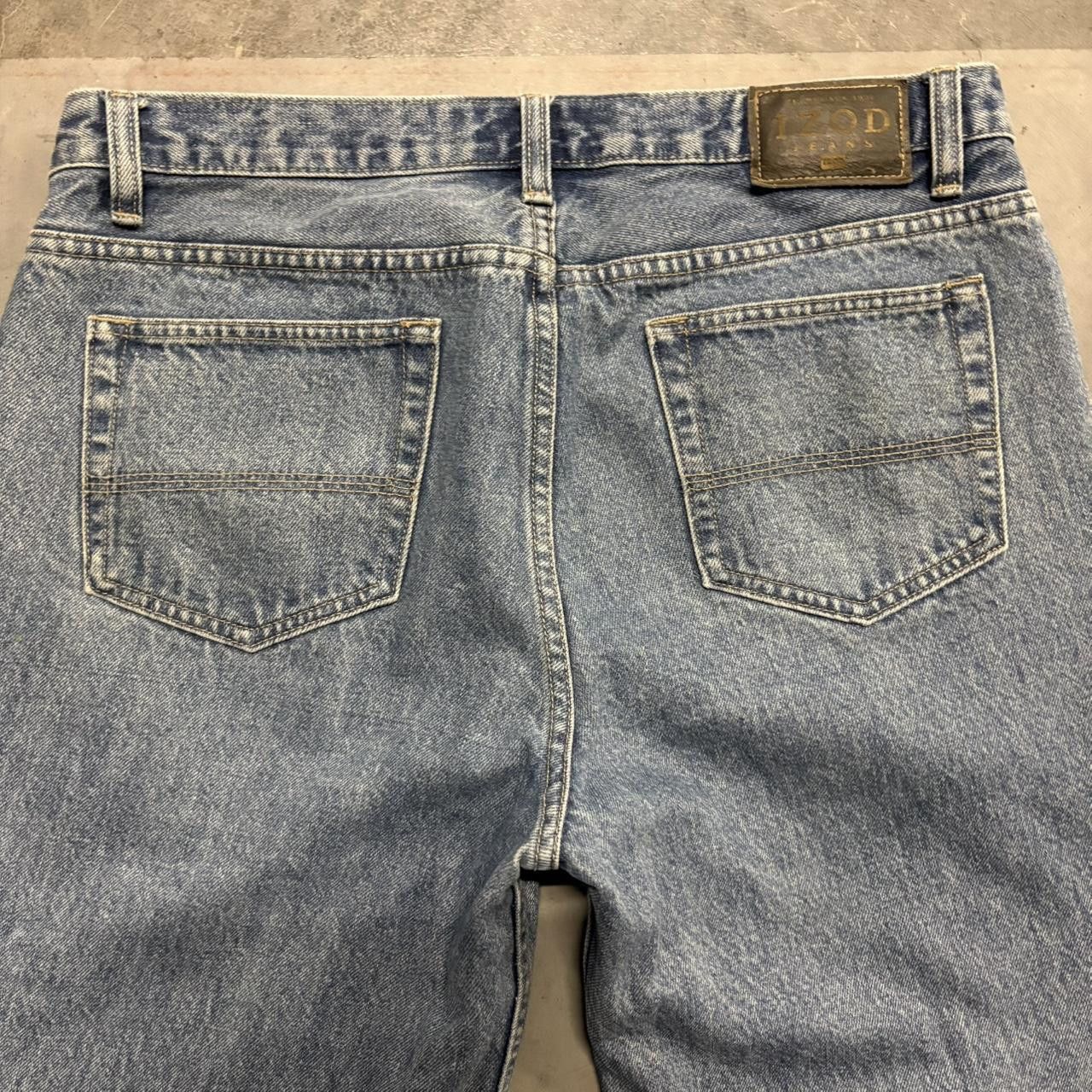 Vintage Crazy Vintage Y2K/2000s Super Baggy Streetwear Izod Medium Blue Wash Denim Jeans! Size US 34 / EU 50 - 7 Thumbnail