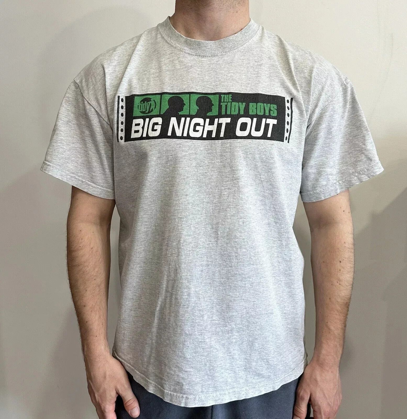 Fruit Of The Loom VINTAGE 2000s SHIRT THE TIDY BOYS BIG NIGHT DJ ELECTRONIC Size US L / EU 52-54 / 3 - 1 Thumbnail