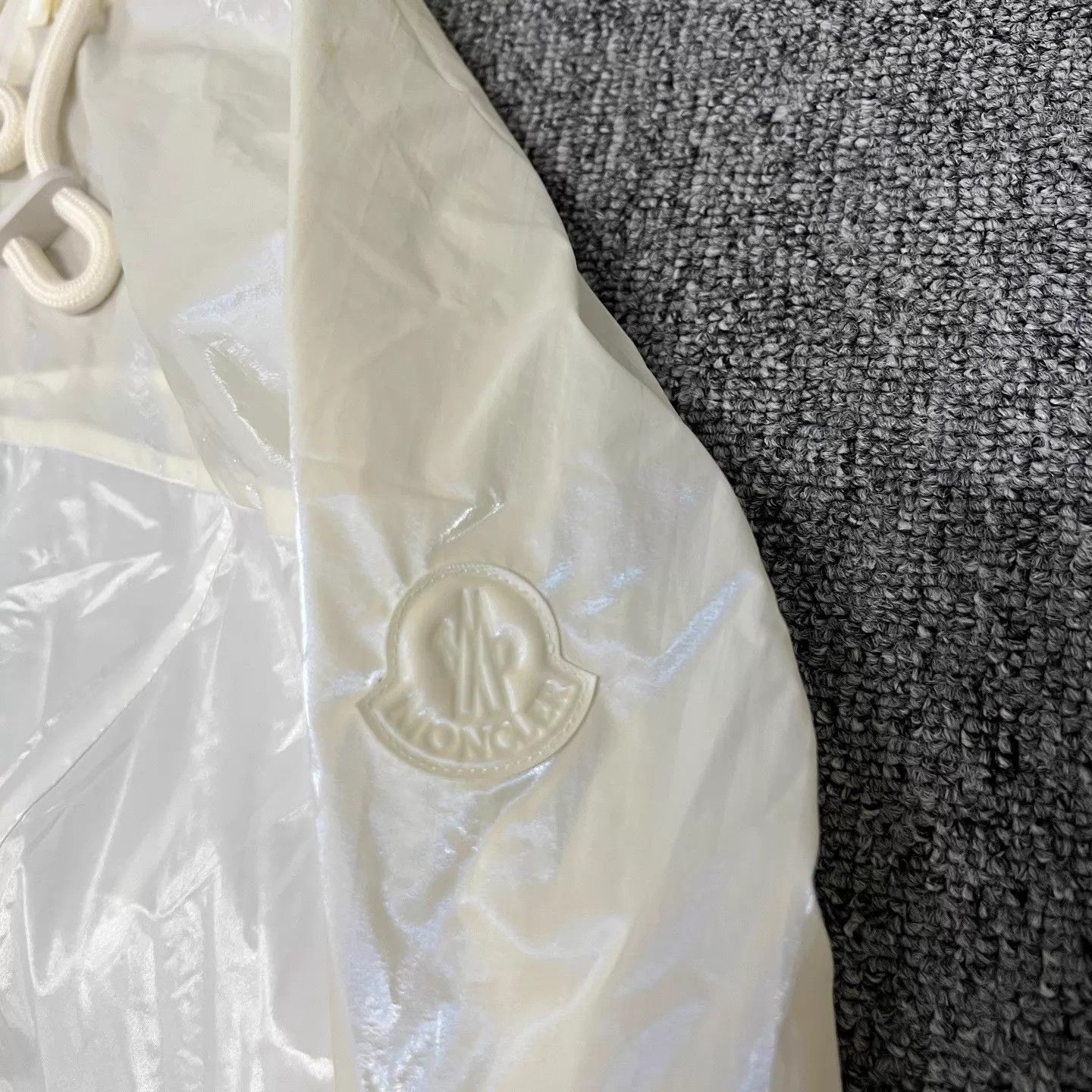 Moncler Moncler Oversized Iridescent Shell Jacket Size 1 99New Size S / US 4 / IT 40 - 5 Thumbnail