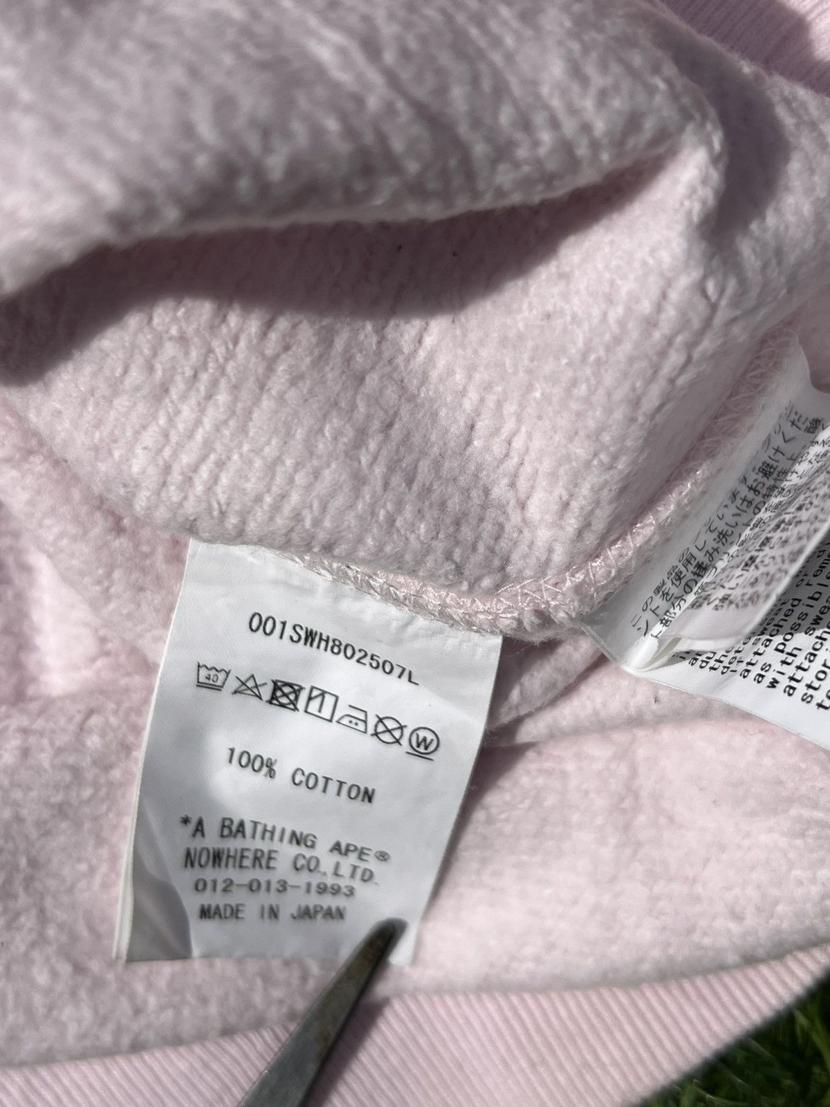 Bape Vintage A Bathing Ape® Pink Shark Full Zip Sweatshirt Size XS / US 0-2 / IT 36-38 - 9 Thumbnail