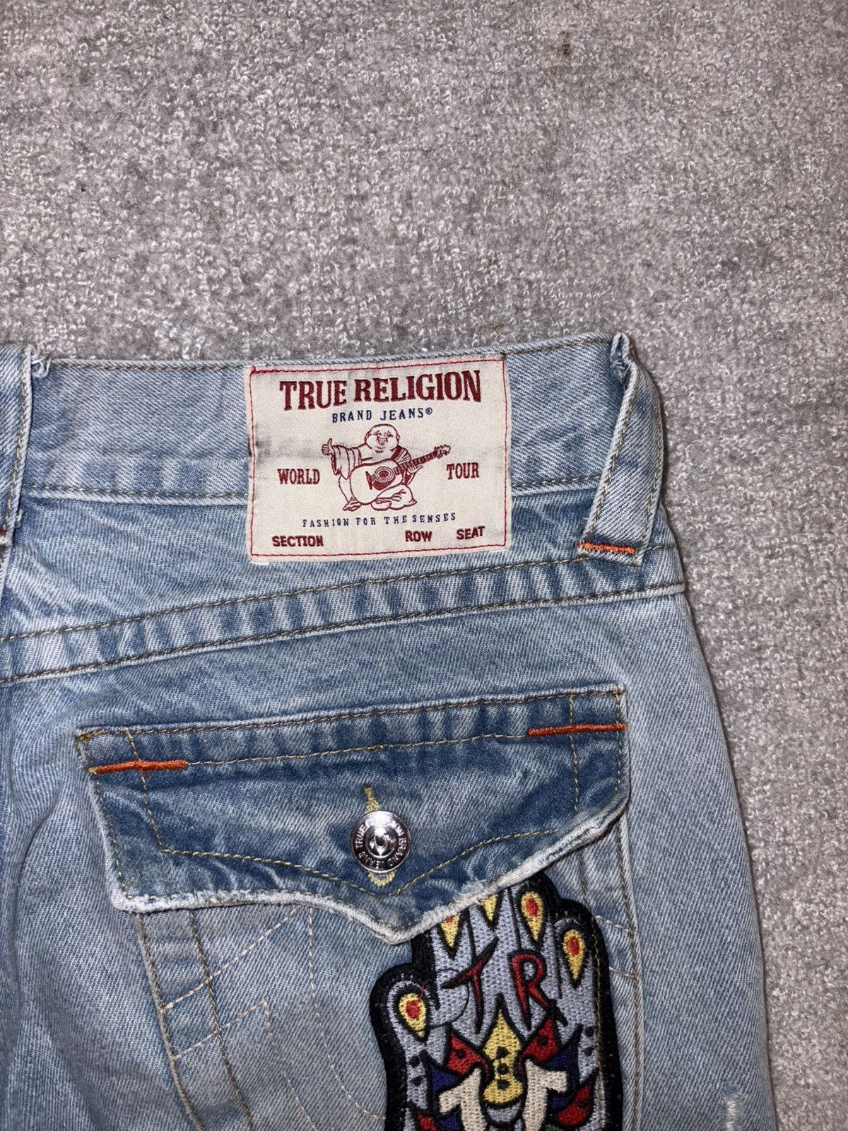 True Religion Billy Distressed Patch Bootcut Jeans Size 31 Size US 31 - 3 Thumbnail