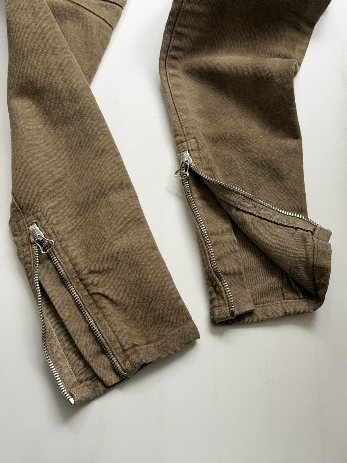 Balmain BALMAIN Decarnin SS 2010 Wax ‘Stain’ Biker Denim Zip Jeans Size US 28 / EU 44 - 25 Thumbnail