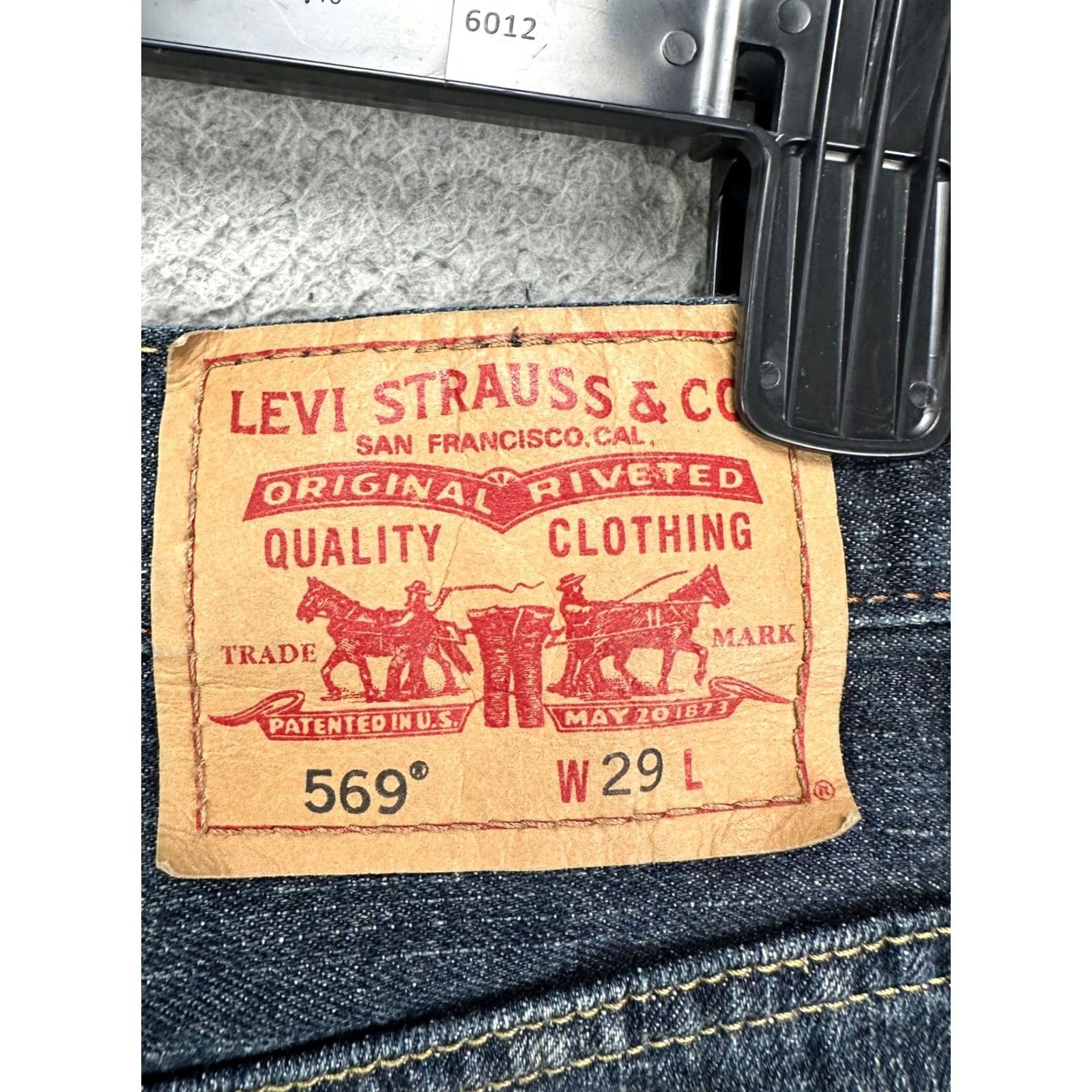 Levi's Levi's 569 Shorts Mens 29 Blue Distressed Loose Straight Red Tab Flat Front Denim Size US 29 - 4 Thumbnail