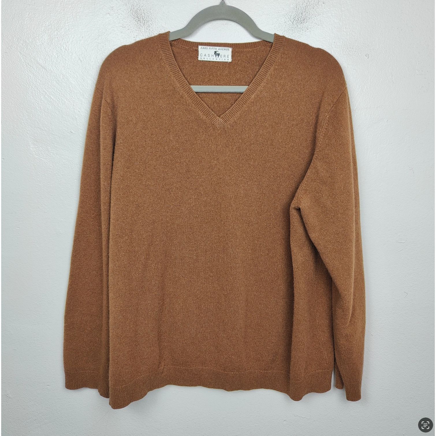 Saks Fifth Avenue Vintage Saks Fifth Avenue Cashmere Collection Sweater XL Size US XL / EU 56 / 4 - 1 Thumbnail