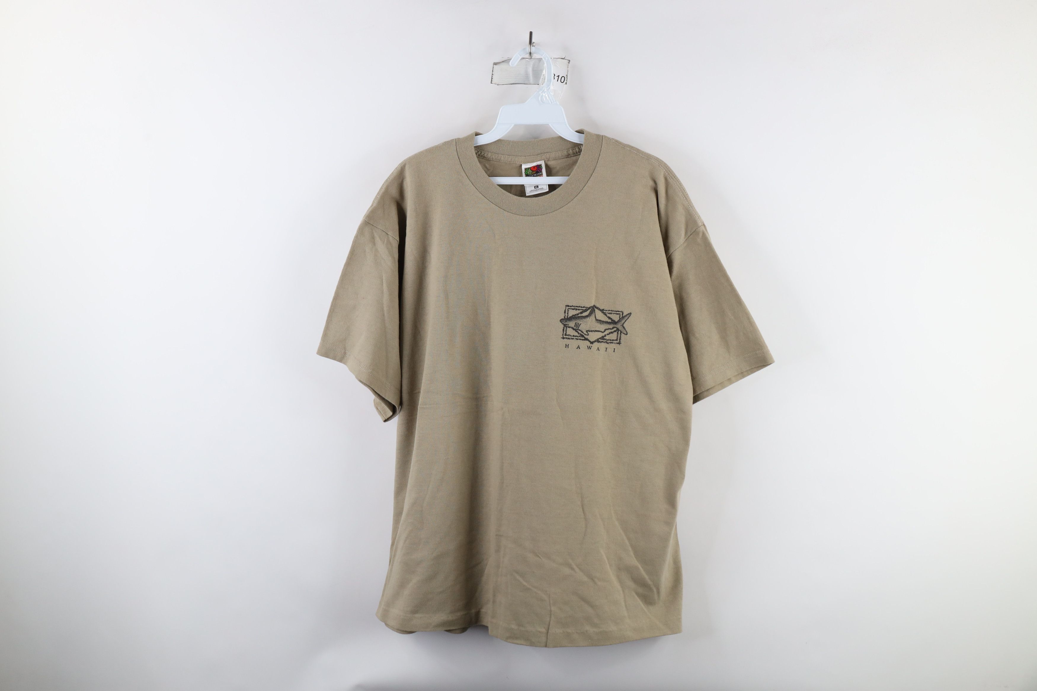 Vintage Vintage 90s Streetwear Out Maui Hawaii Shark T-Shirt Beige Size US XL / EU 56 / 4 - 1 Thumbnail