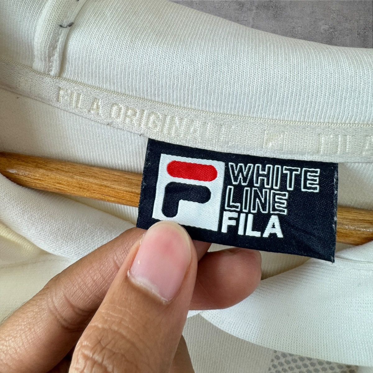 Fila × Vintage Vintage 90’s White Line Fila Fortuna Streetwear Hoodie Size US L / EU 52-54 / 3 - 11 Thumbnail
