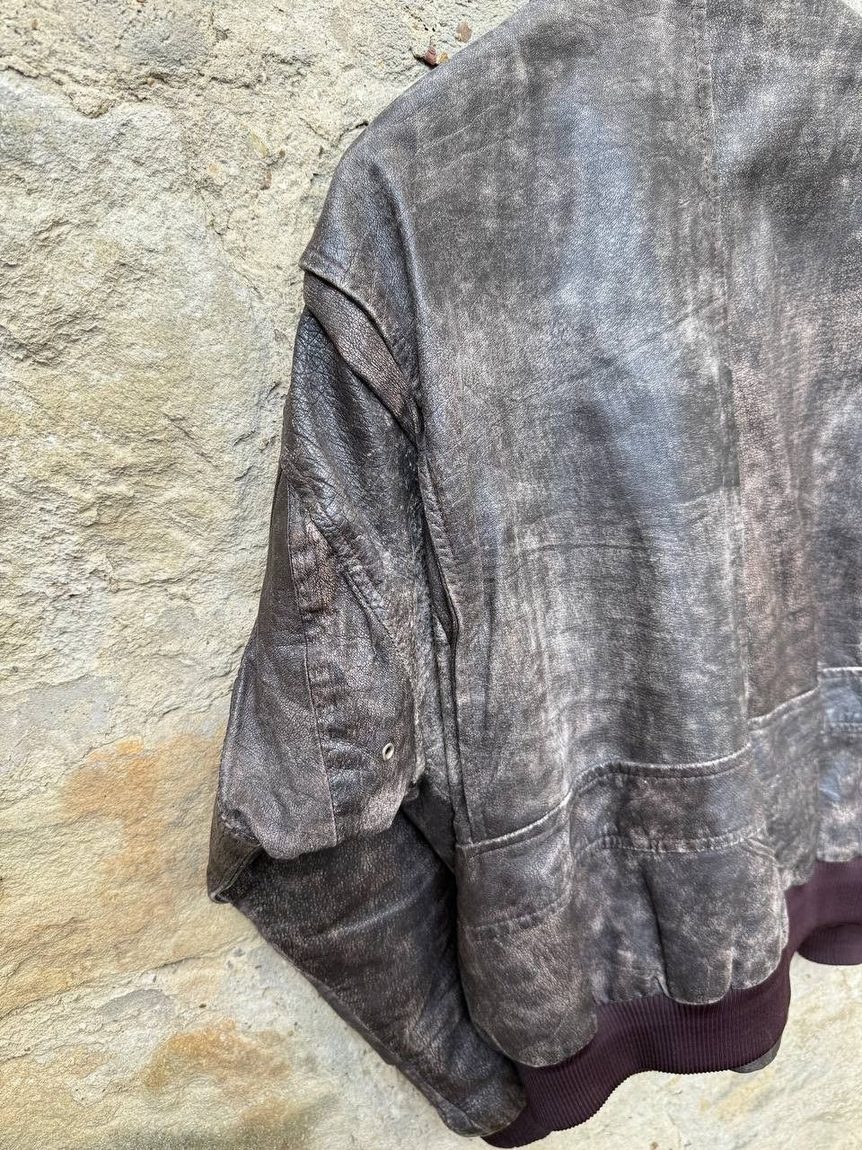 Vintage Vintage 90s Oversized Distressed Leather Bomber Jacket Size US XL / EU 56 / 4 - 9 Thumbnail