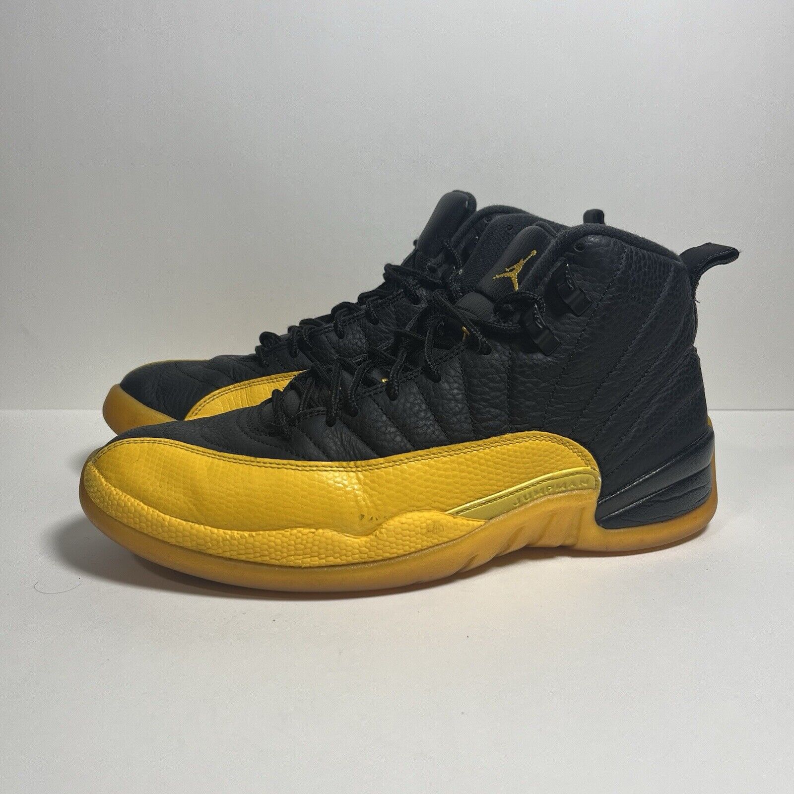 Jordan Brand Size 10.5 - Jordan 12 Retro University Gold 2020 Size US 10.5 / EU 43-44 - 1 Thumbnail