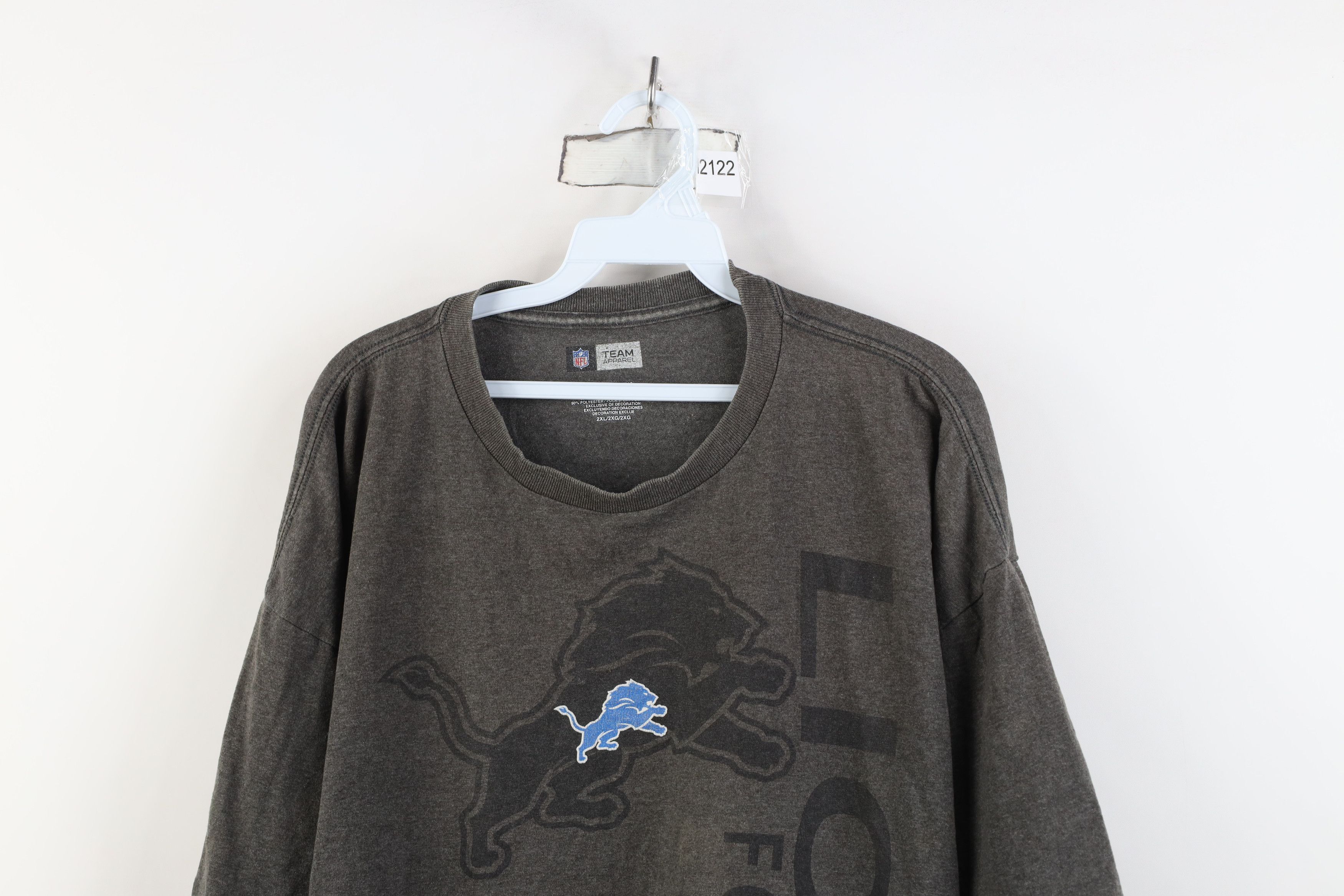 Vintage Vintage Y2K NFL Detroit Lions Football Short Sleeve T-Shirt Size US XXL / EU 58 / 5 - 2 Thumbnail