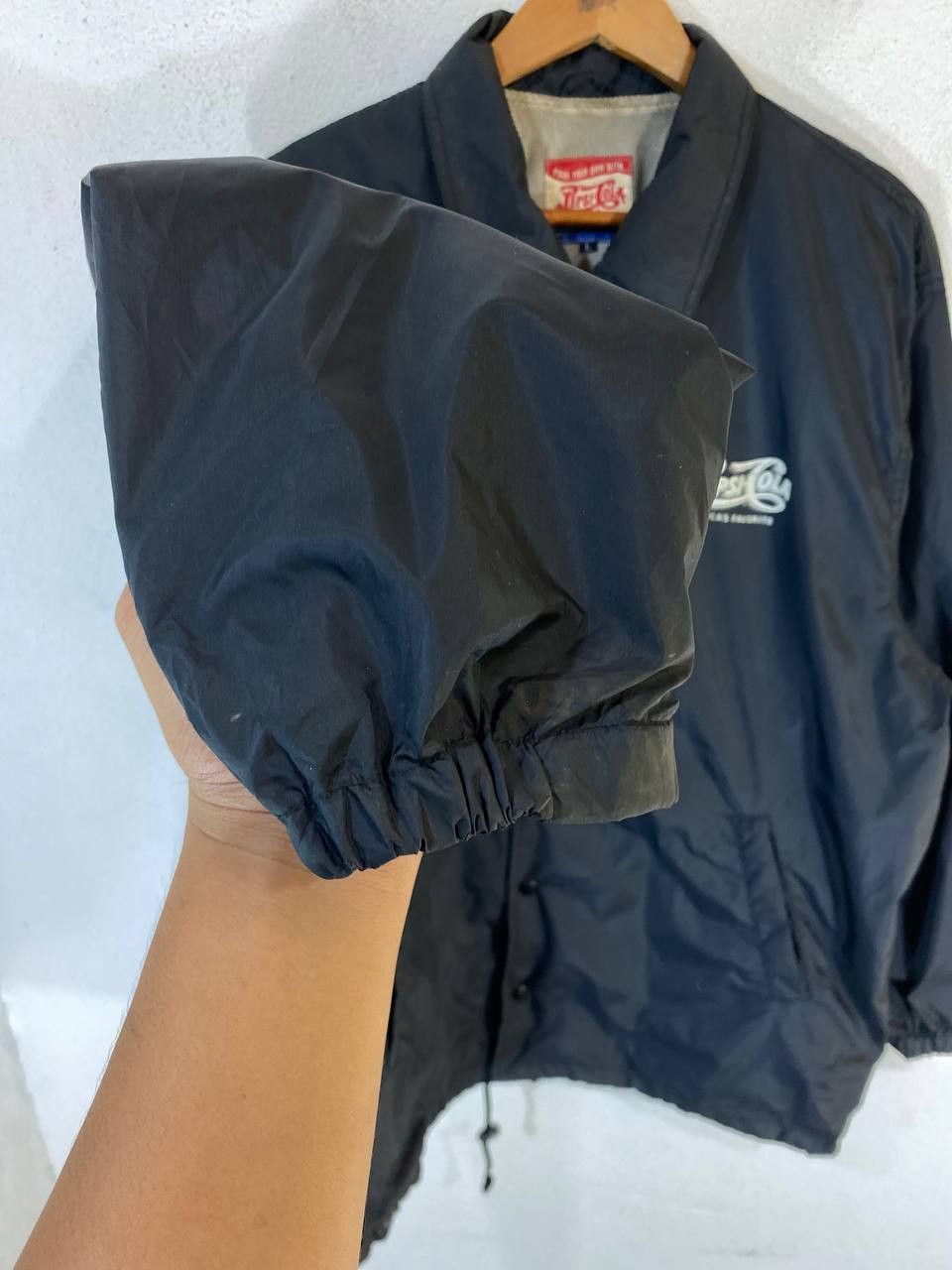 Pepsi vintage pepsi cola light coach jacket nice design Size US L / EU 52-54 / 3 - 5 Thumbnail
