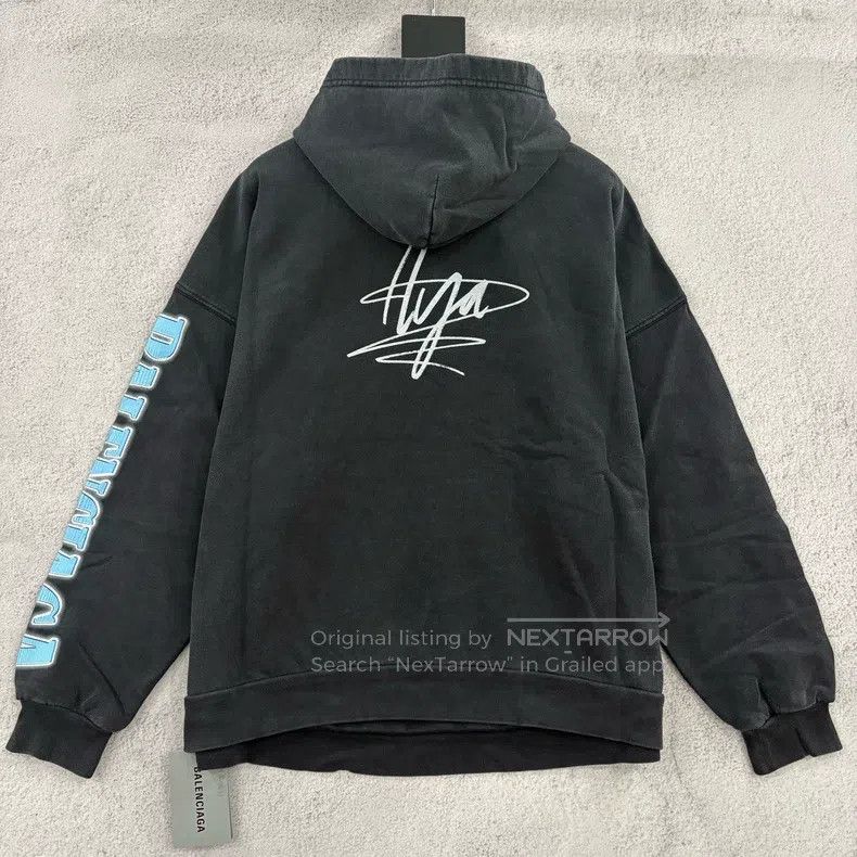 Balenciaga Balenciaga Female Celebrity Black Hoodie Size US S / EU 44-46 / 1 - 2 Thumbnail