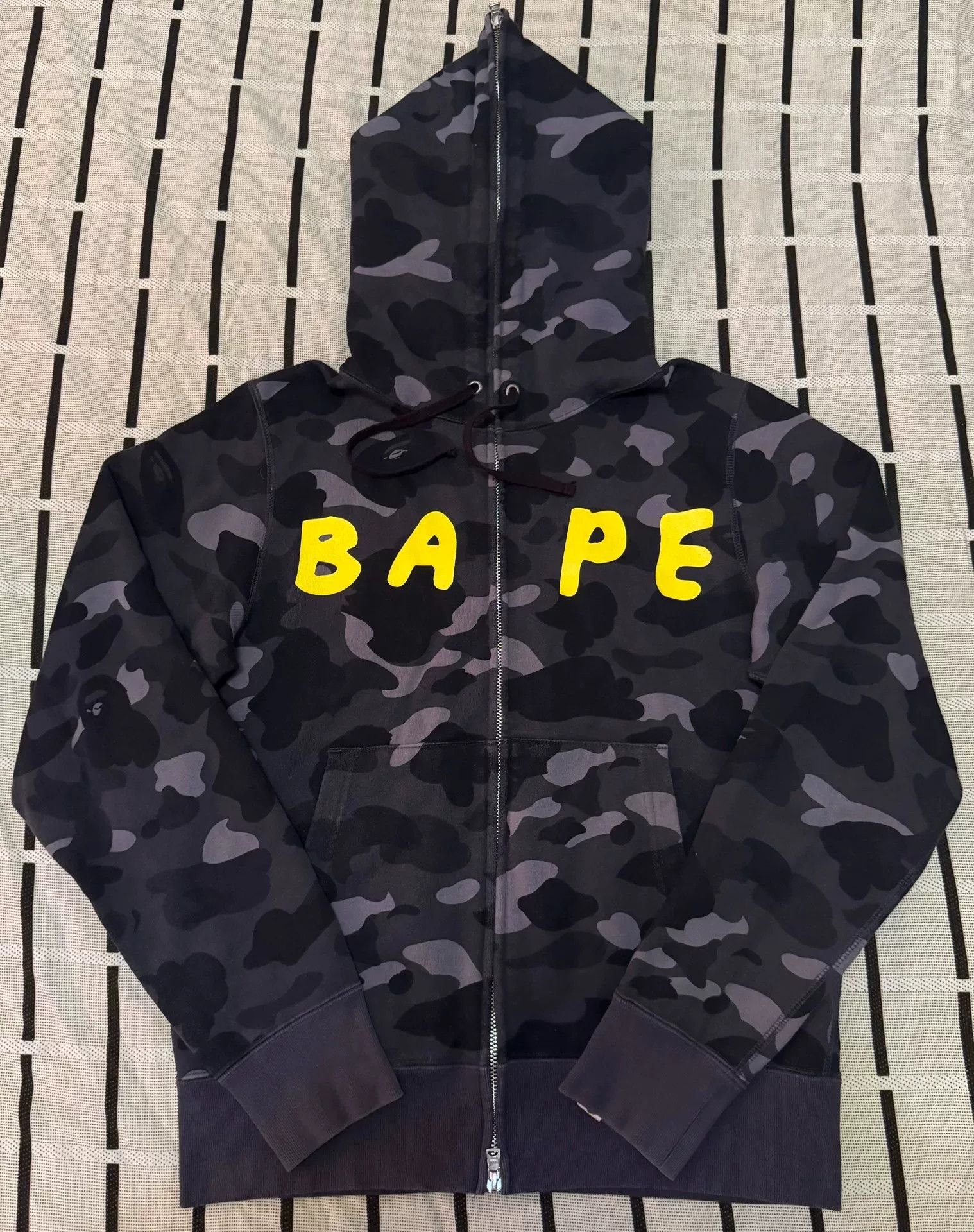Bape Bape Camo Multi Light Jacket S Men Size US S / EU 44-46 / 1 - 1 Thumbnail