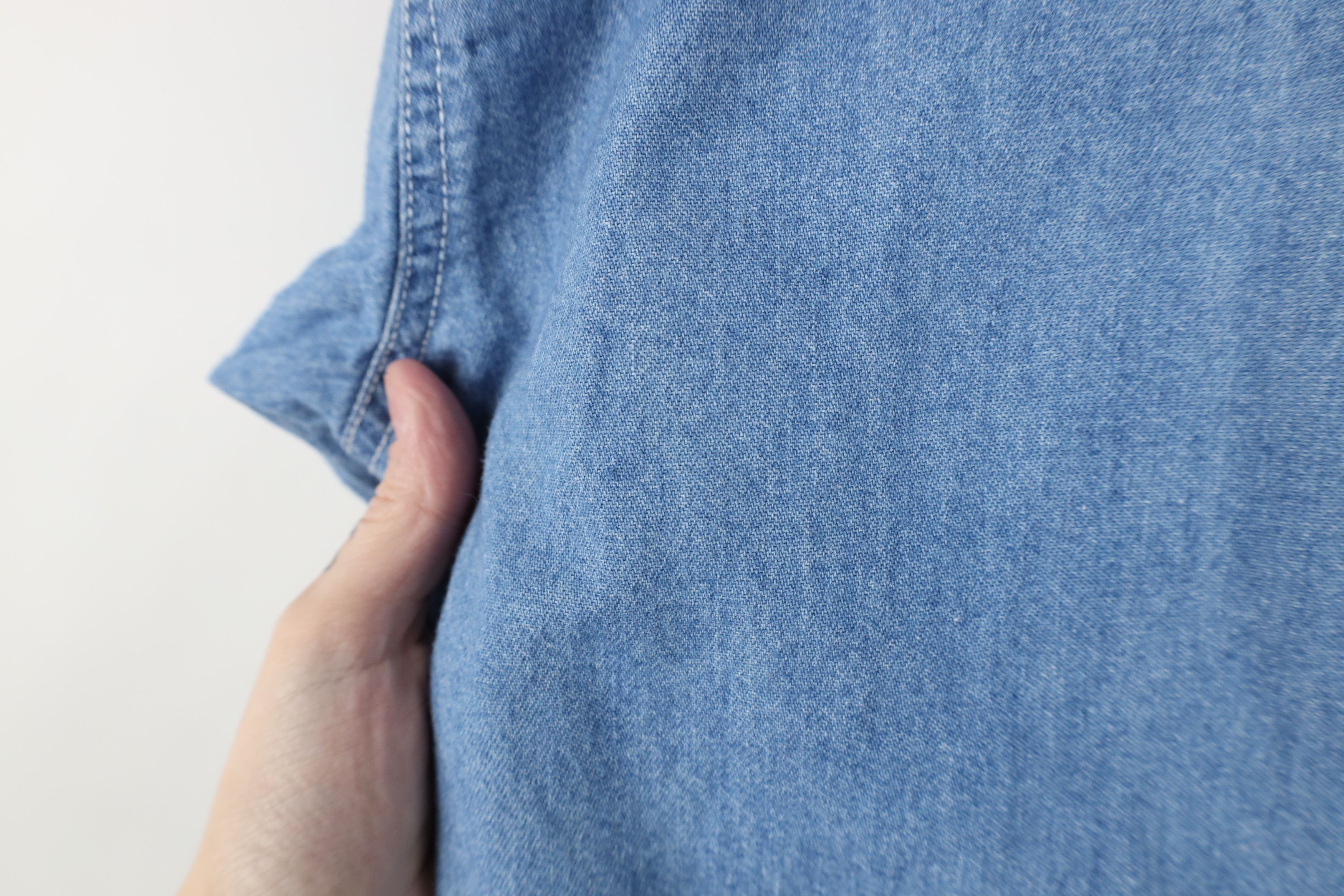 Vintage Vintage 90s Streetwear Band Collared Denim Jean Button Shirt Size US L / EU 52-54 / 3 - 11 Thumbnail