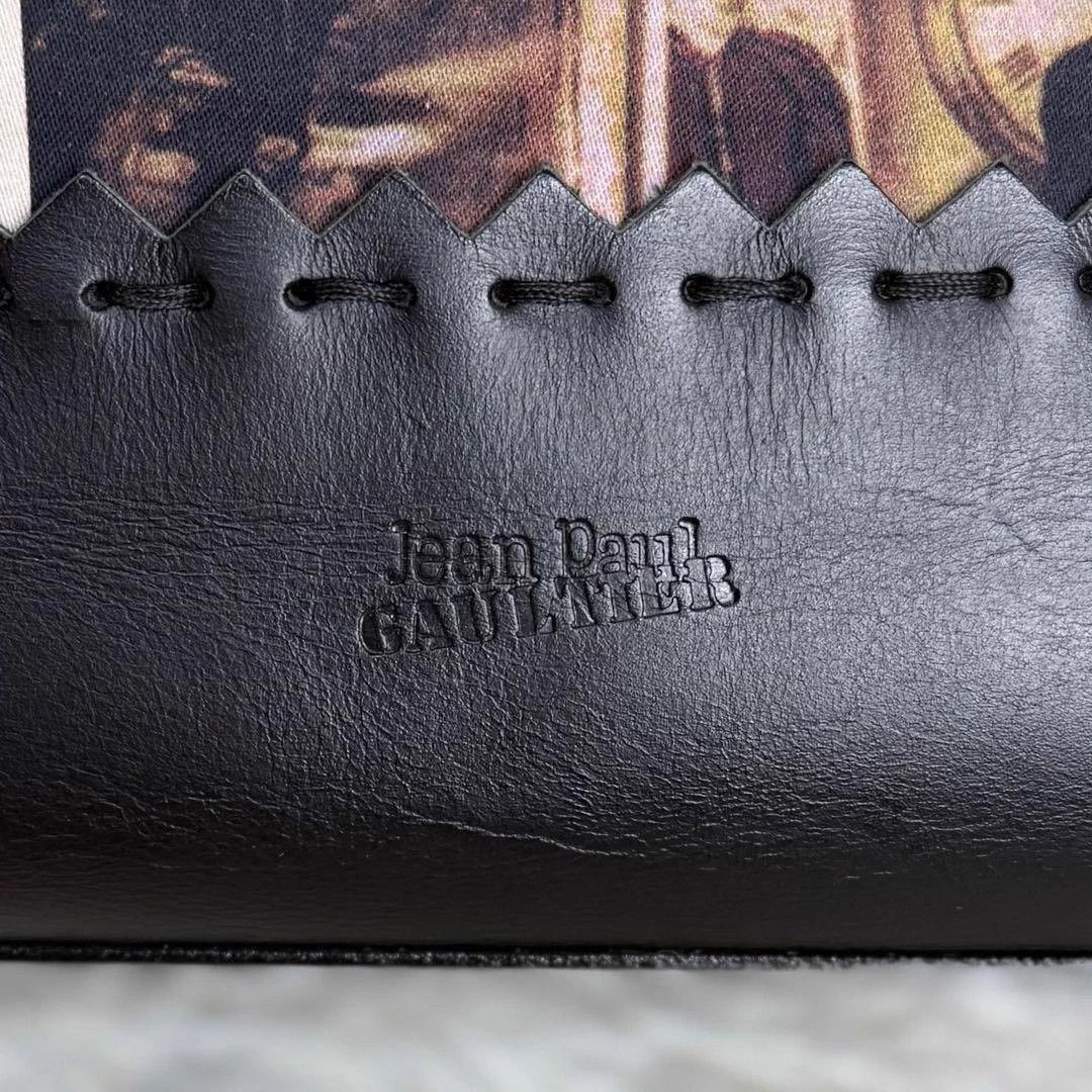 Jean Paul Gaultier Jean Paul Gaultier Rare Vintage Portrait Collage Handbag Size ONE SIZE - 6 Thumbnail