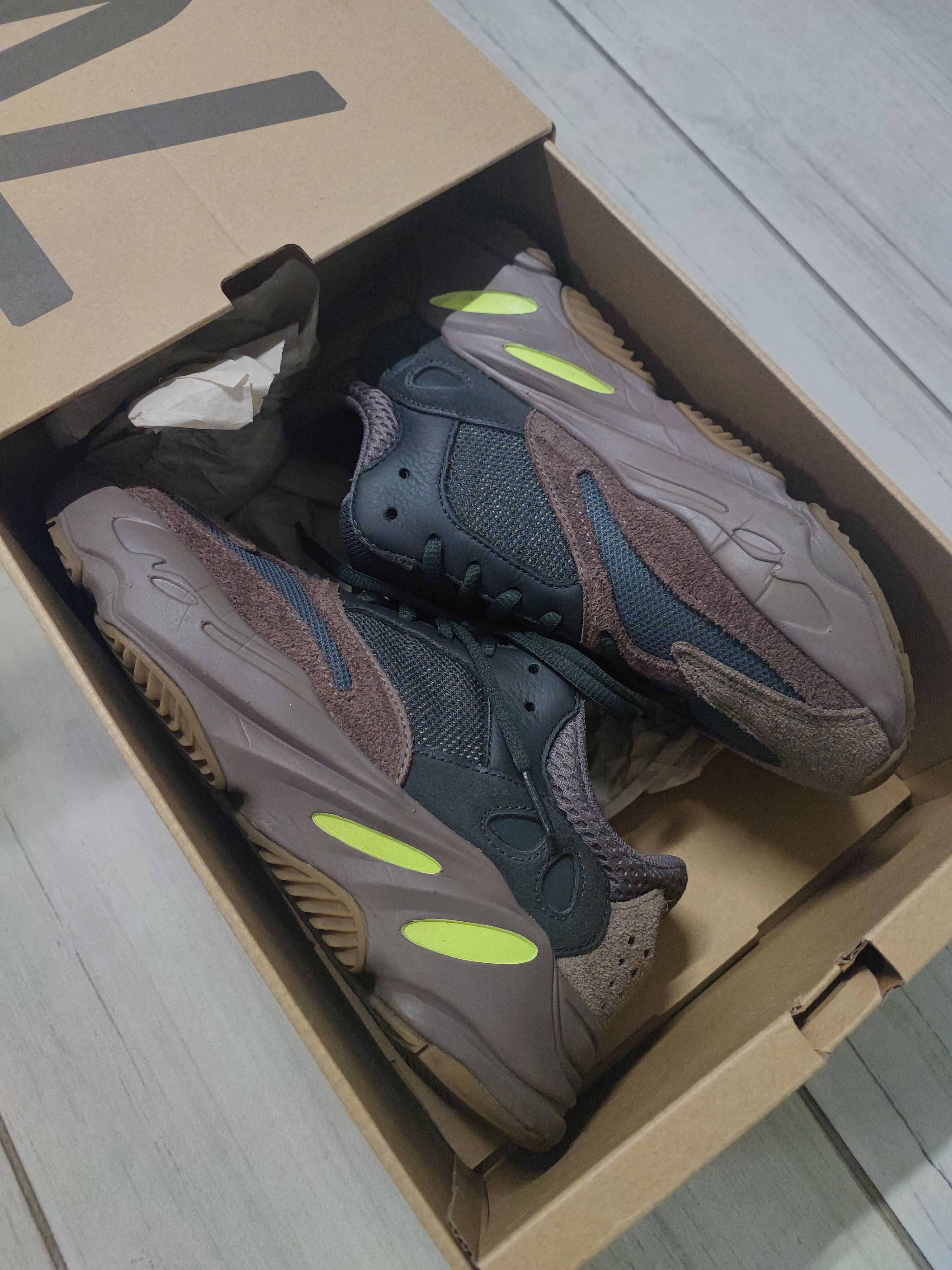 Yeezy yeezy 700 Mauve - size 40 Size US 7 / EU 40 - 6 Thumbnail