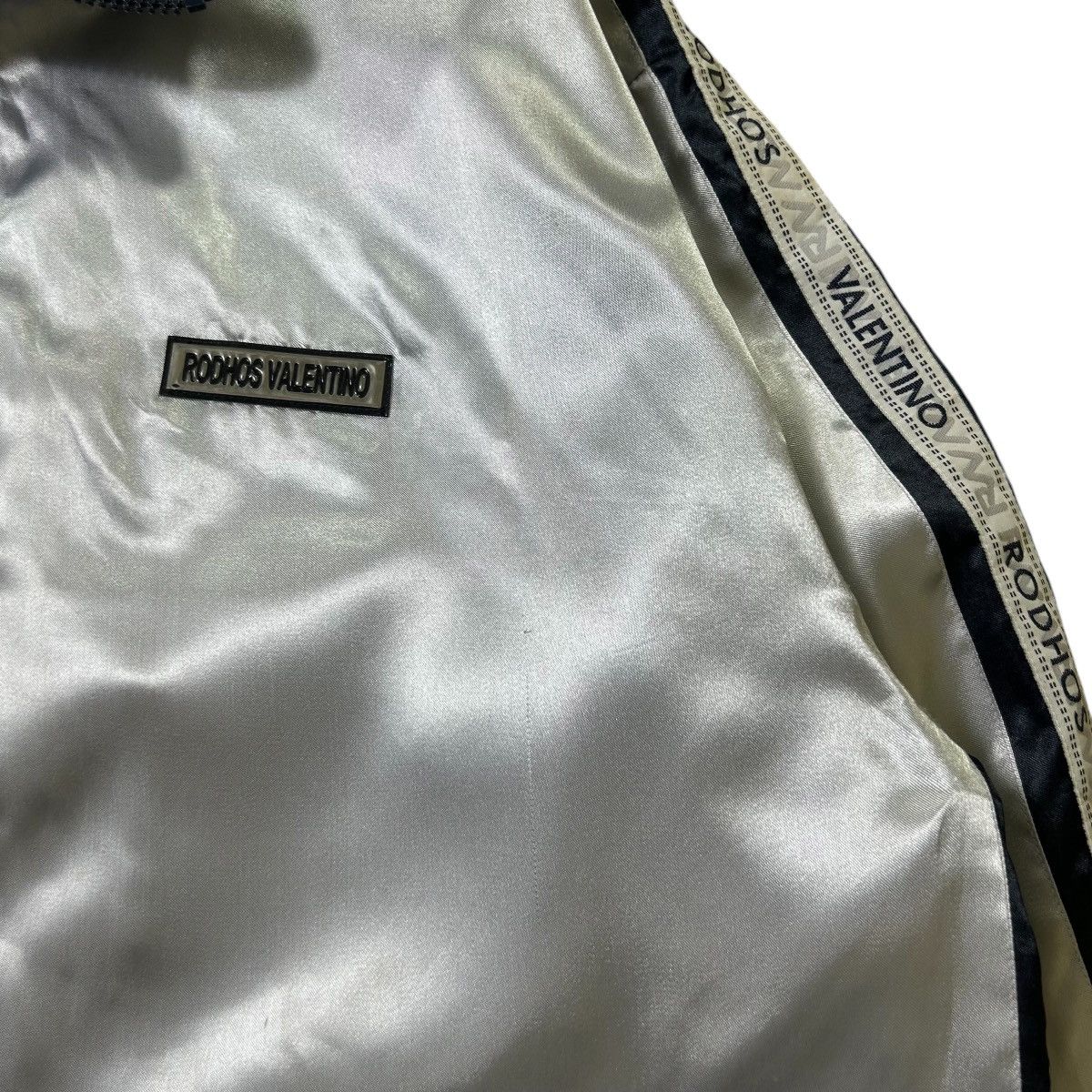 Valentino Vintage Rodlhos Valentino Windbreaker Jacket Size US L / EU 52-54 / 3 - 4 Thumbnail