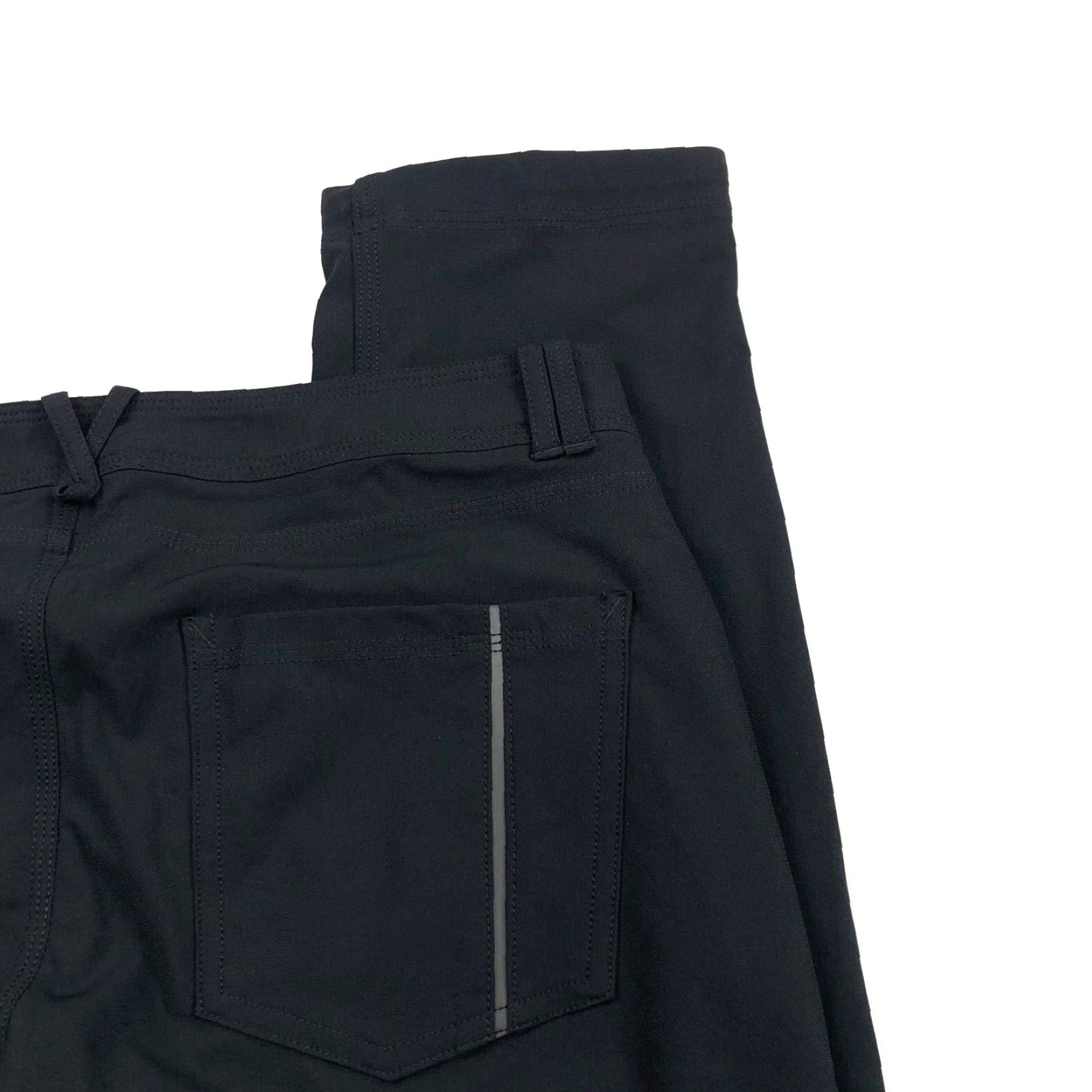 Lululemon Lululemon City Sleek Pants Mid Rise Black MINT Regular 31 in W 30 in L Nylon Polyester Spandex Pockets Women Modern Casual Pants Size 32" / US 10 / IT 46 - 4 Thumbnail