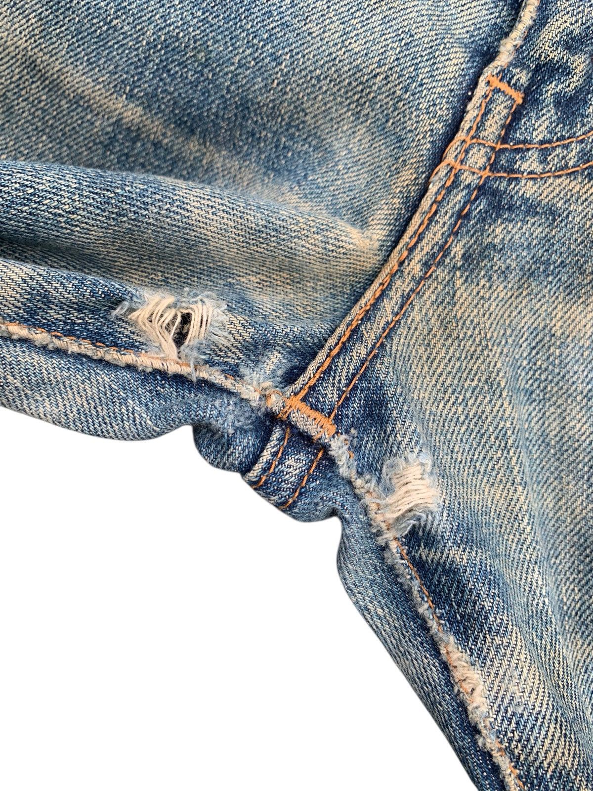 Levi's TRASHER💥VINTAGE LEVIS BIG E SELVEDGE DAMAGE DISTRESSED DENIM Size US 31 - 25 Thumbnail
