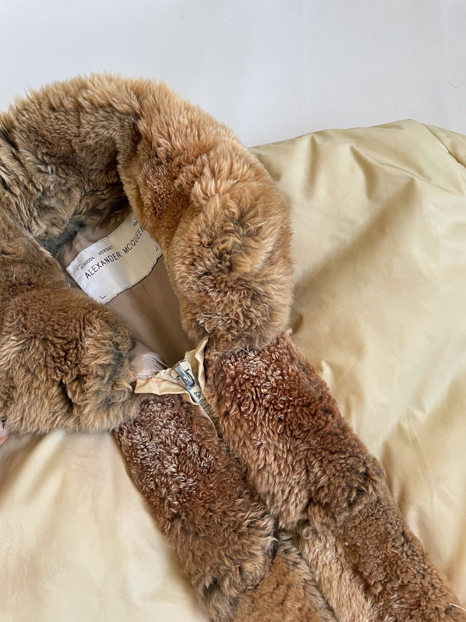 Vintage Alexander McQueen 90s, Puffer Coat Jacket with Fur