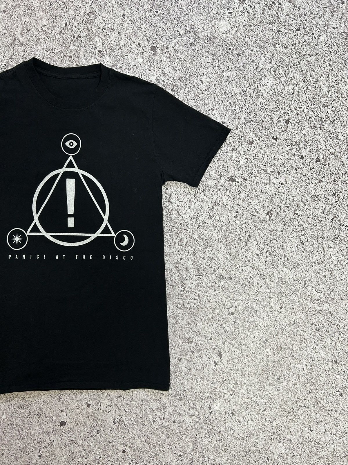 Band Tees × Vintage Vintage Panic! At The Disco Band Music T-Shirt Size US M / EU 48-50 / 2 - 3 Thumbnail