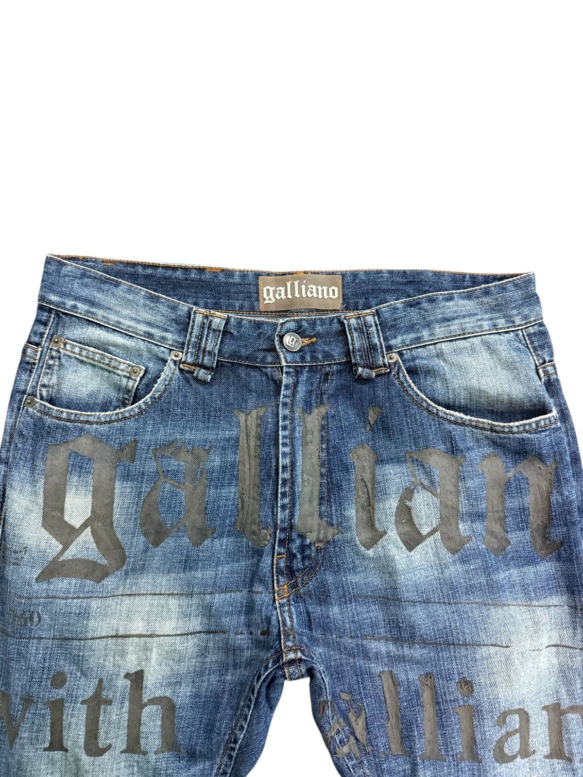 John Galliano GALLIANO PRINTED GRAPHIC DENIM JEANS Size US 32 / EU 48 - 9 Thumbnail