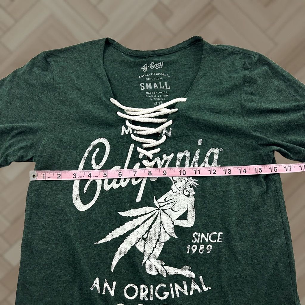 Vintage G-Eazy T-Shirt Womens Small Green Short Sleeve Nike? (Note: Original provided title does not include Nike; cannot add) Size S / US 4 / IT 40 - 1 Thumbnail