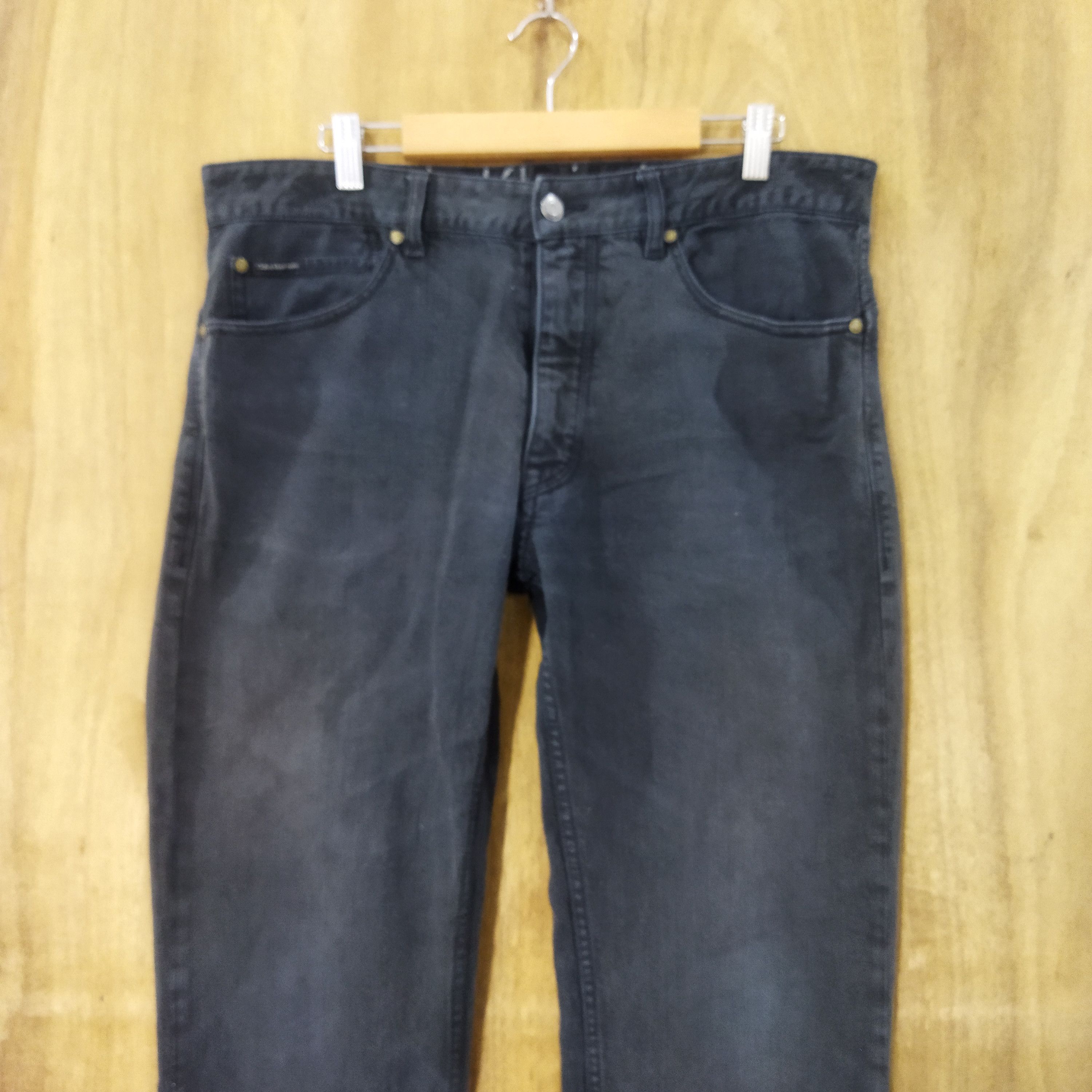 Calvin Klein × Japanese Brand CALVIN KLEIN FADED BLACK JEANS Size US 34 / EU 50 - 2 Thumbnail