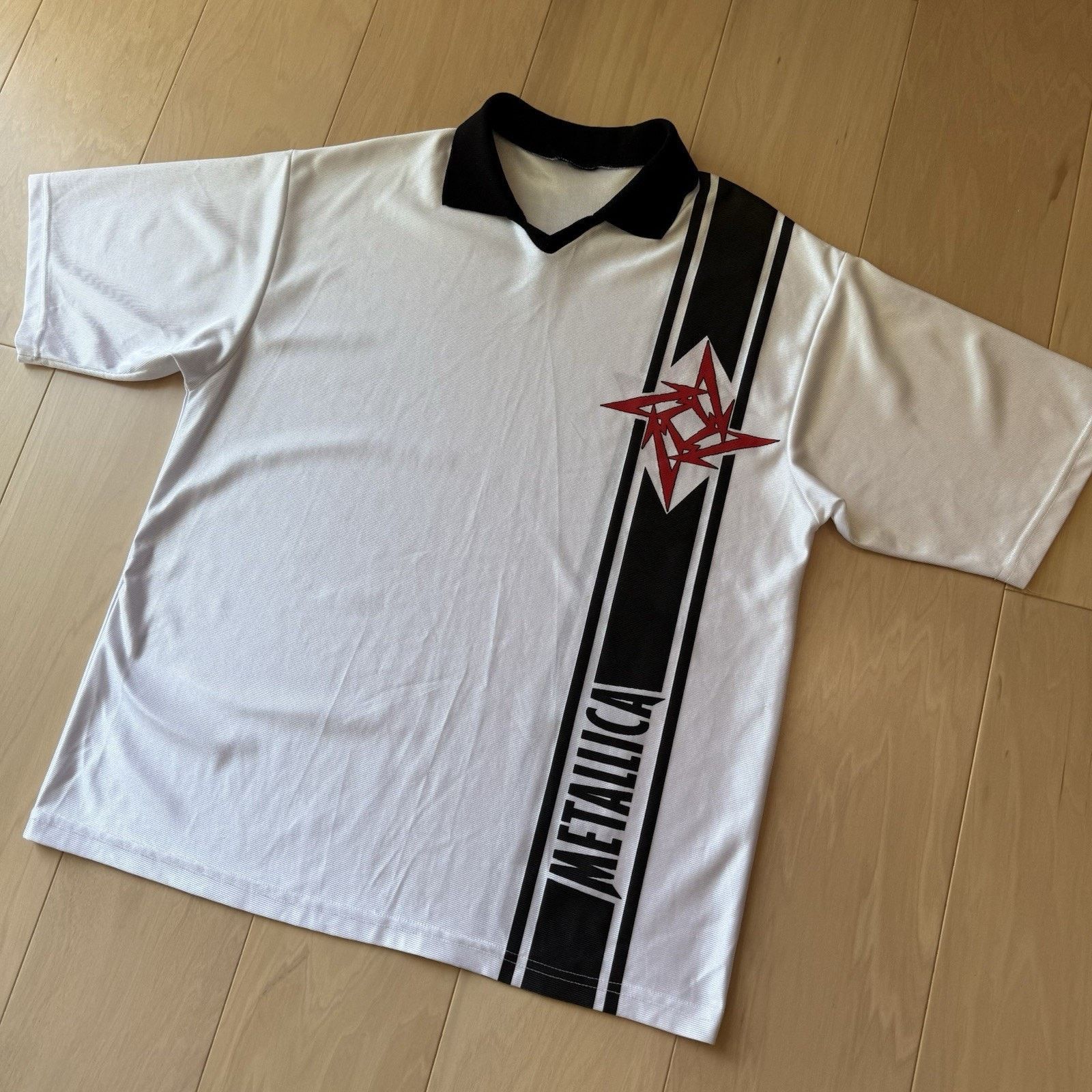 Giant Vintage Metallica Soccer Jersey White 90s Giant Rock Music Size US XL / EU 56 / 4 - 7 Thumbnail