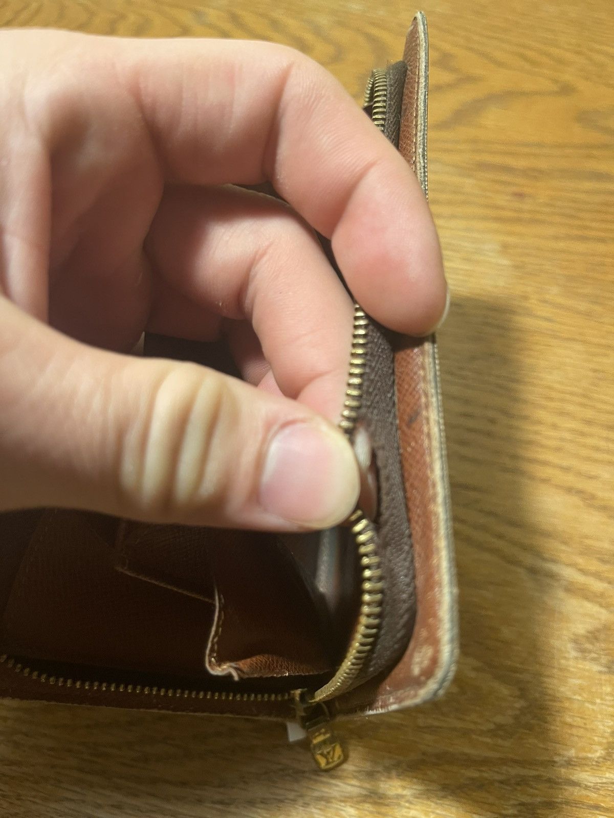 Louis Vuitton Louis Vuitton Coated Canvas Porte-Papier Zippé Wallet Size ONE SIZE - 11 Thumbnail