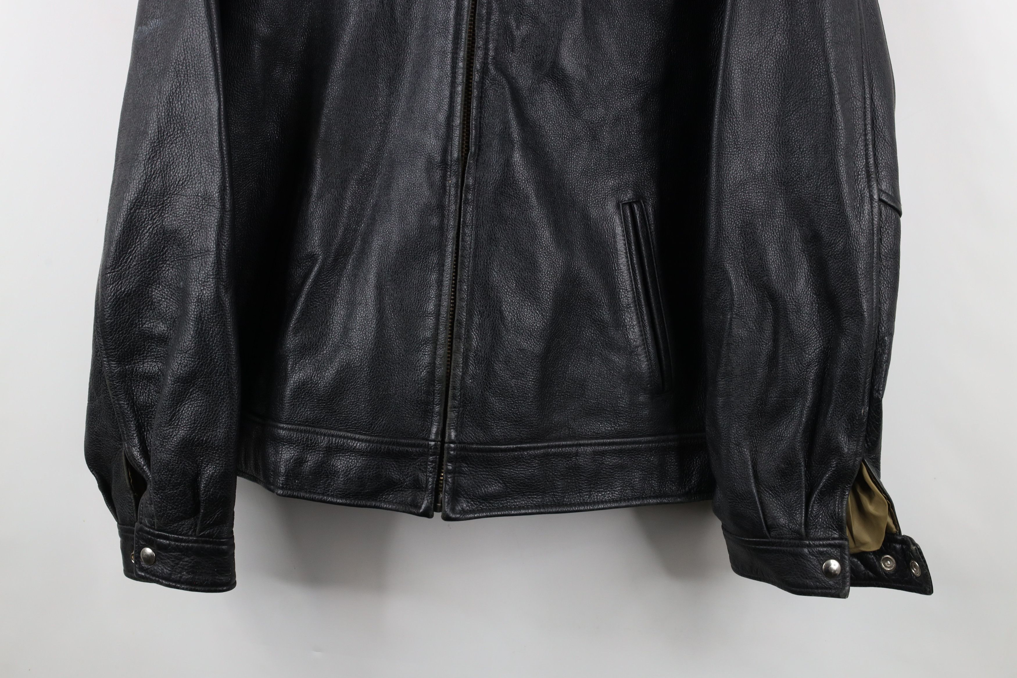 Vintage Vintage 90s Streetwear Buckle Back Leather Jacket Black Size US L / EU 52-54 / 3 - 3 Thumbnail
