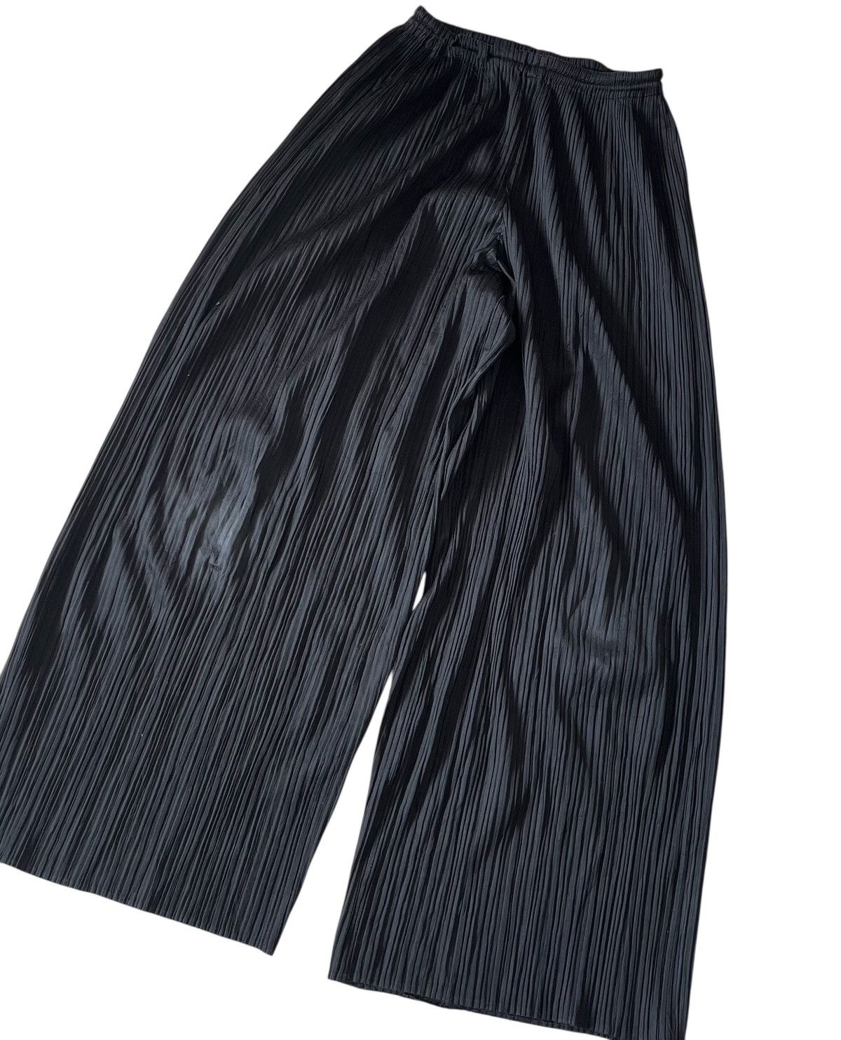 Issey Miyake TAX FREE 🇺🇸 issey miyake pleats please wide leg trousers Size 22" - 8 Thumbnail