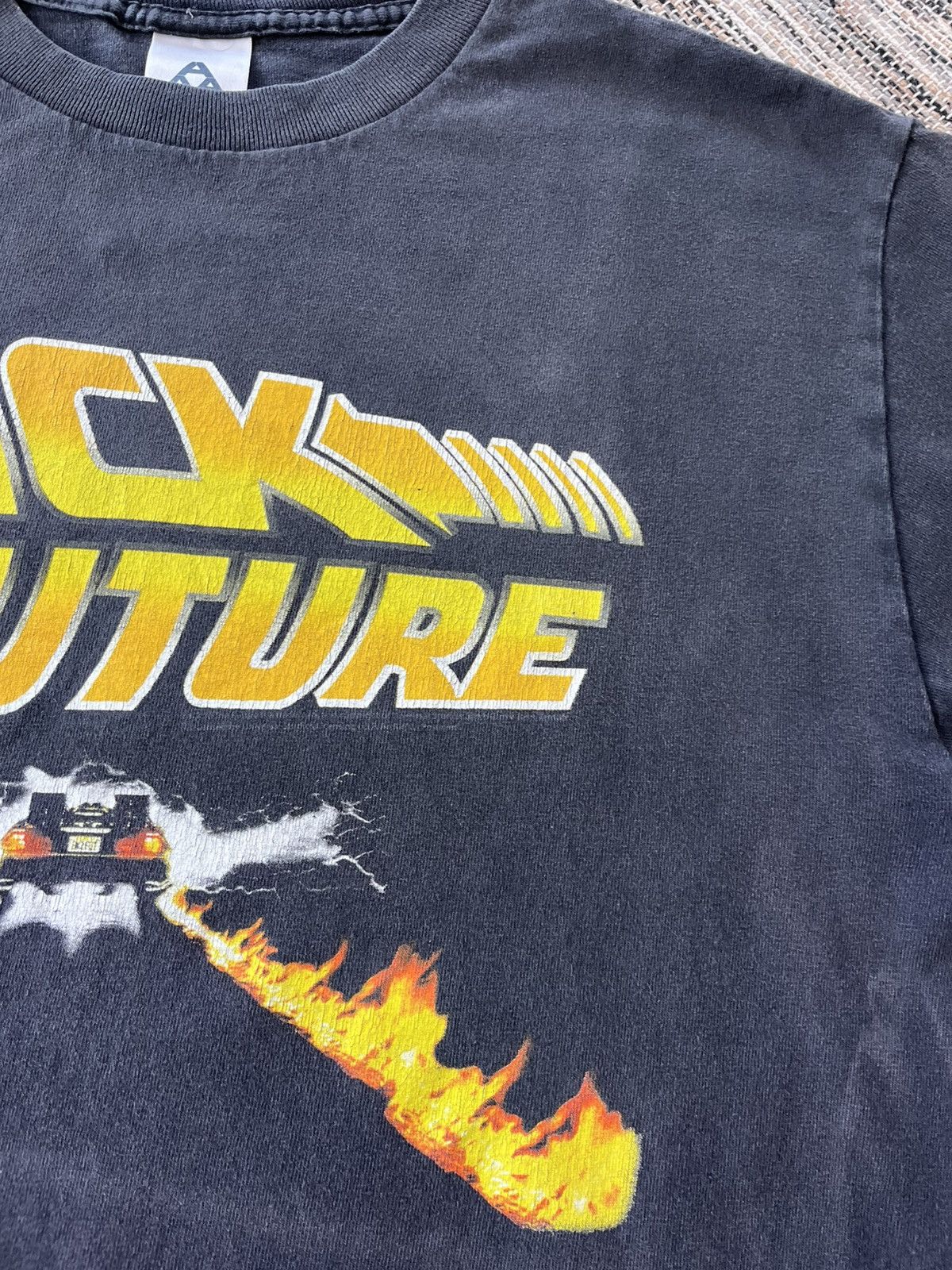 Band Tees 00s Vintage Back to the Future Faded Black Movie Tshirt Y2K Size US M / EU 48-50 / 2 - 8 Thumbnail