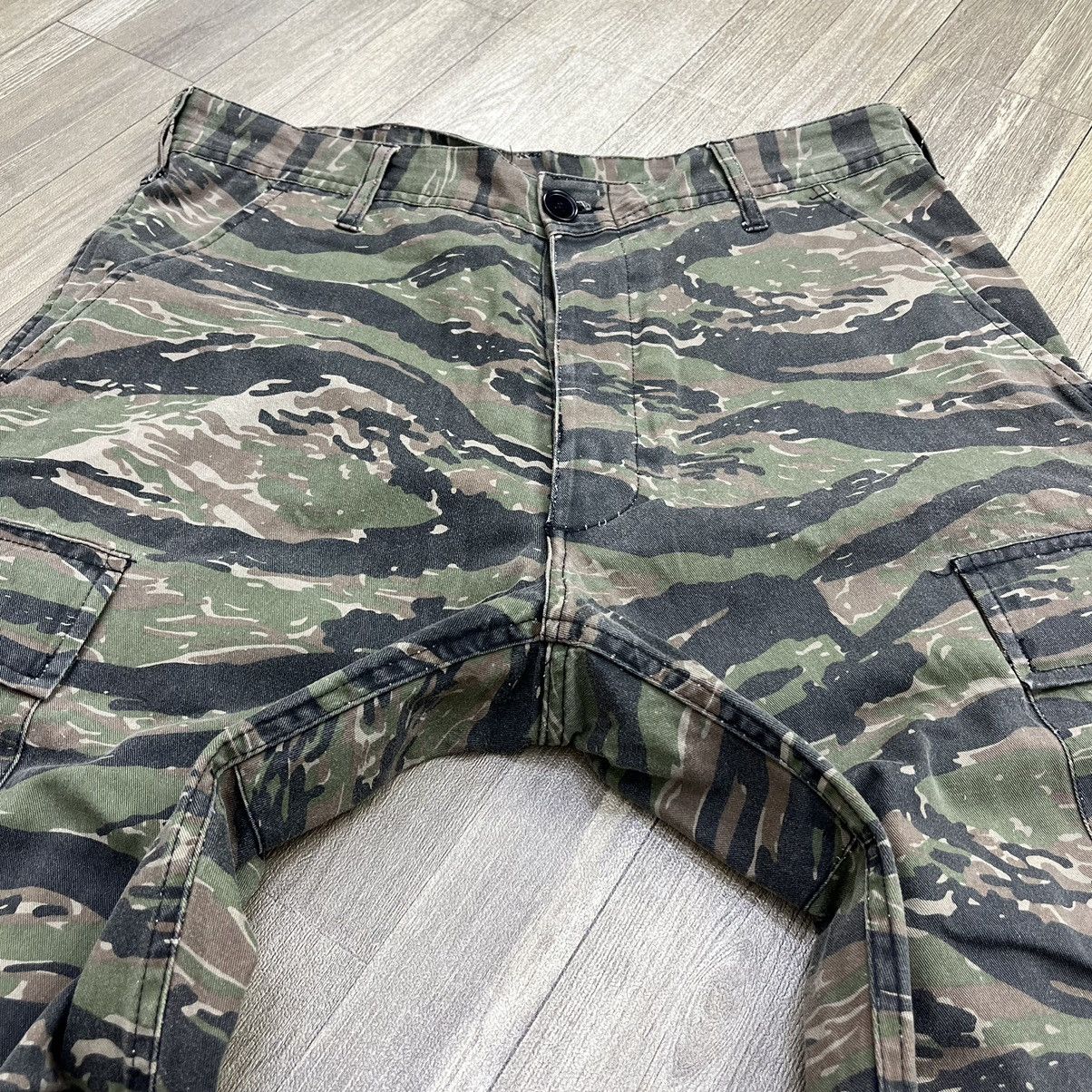 Vintage Vintage Rotcho BDU Camouflage Tiger Stripe Cargo Pants Size US 33 - 5 Thumbnail
