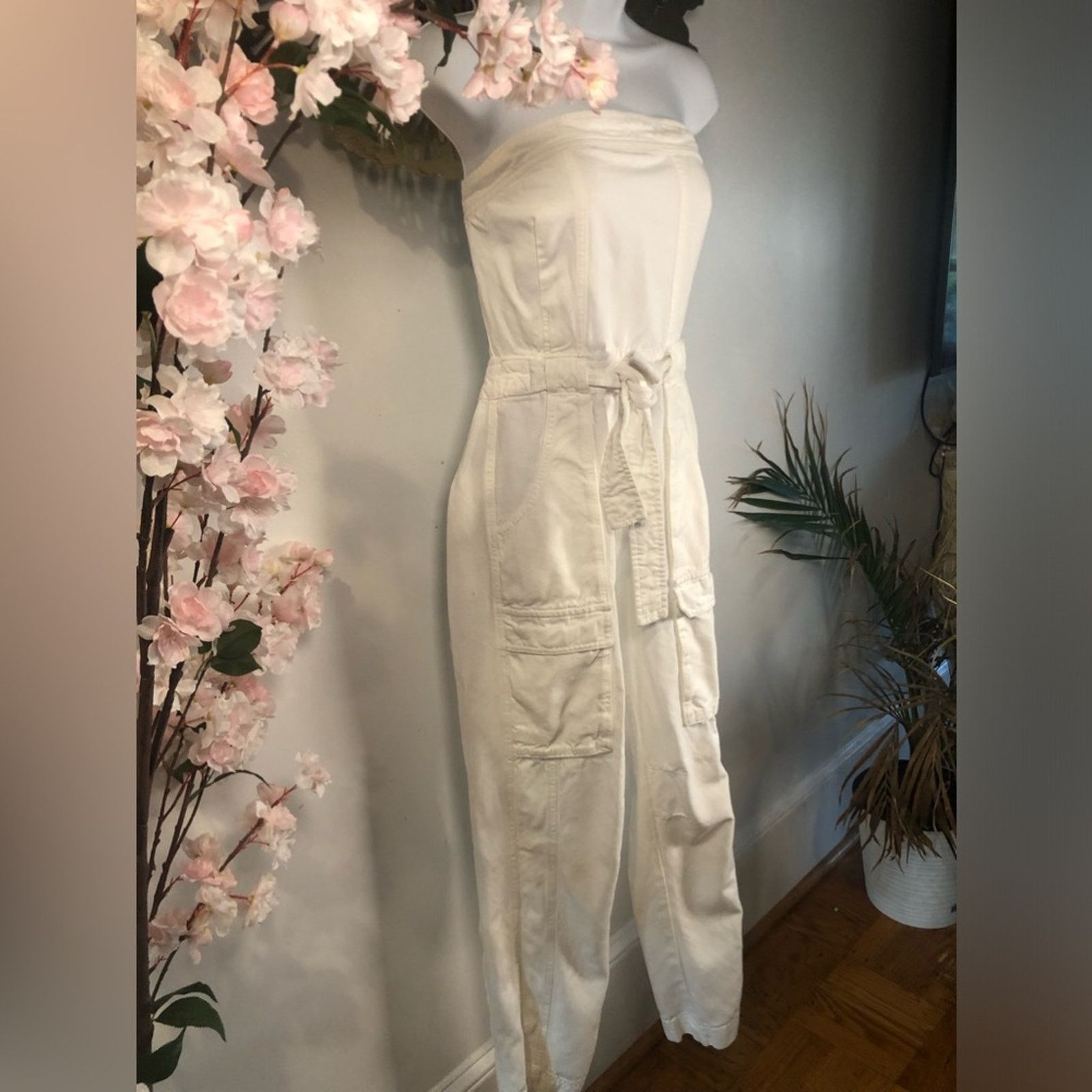 Free People Cargo Strapless white Romper belted Free people. Size 26" / US 2 / IT 38 - 2 Thumbnail