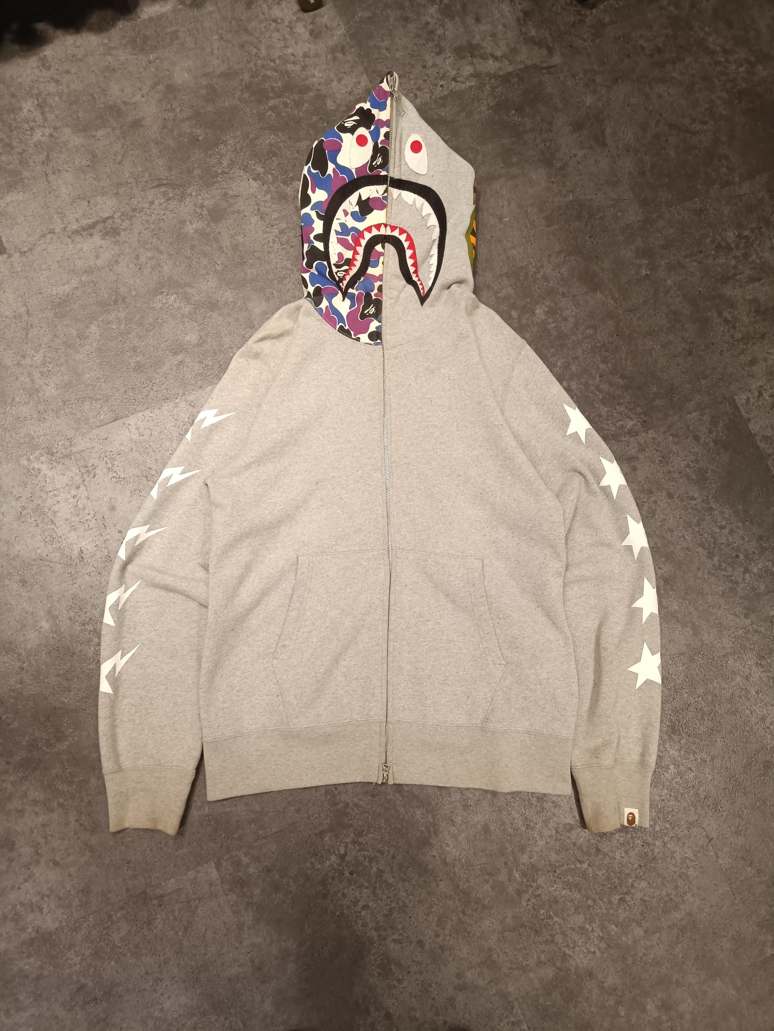 Bape Bape Sharks 10th Anniversary Hongkong Hoodie Size US L / EU 52-54 / 3 - 1 Thumbnail