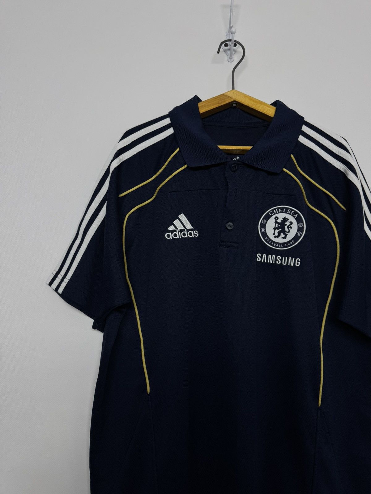 Adidas Vintage Y2k Adidas Chelsea Polos 00’s Size US L / EU 52-54 / 3 - 1 Thumbnail