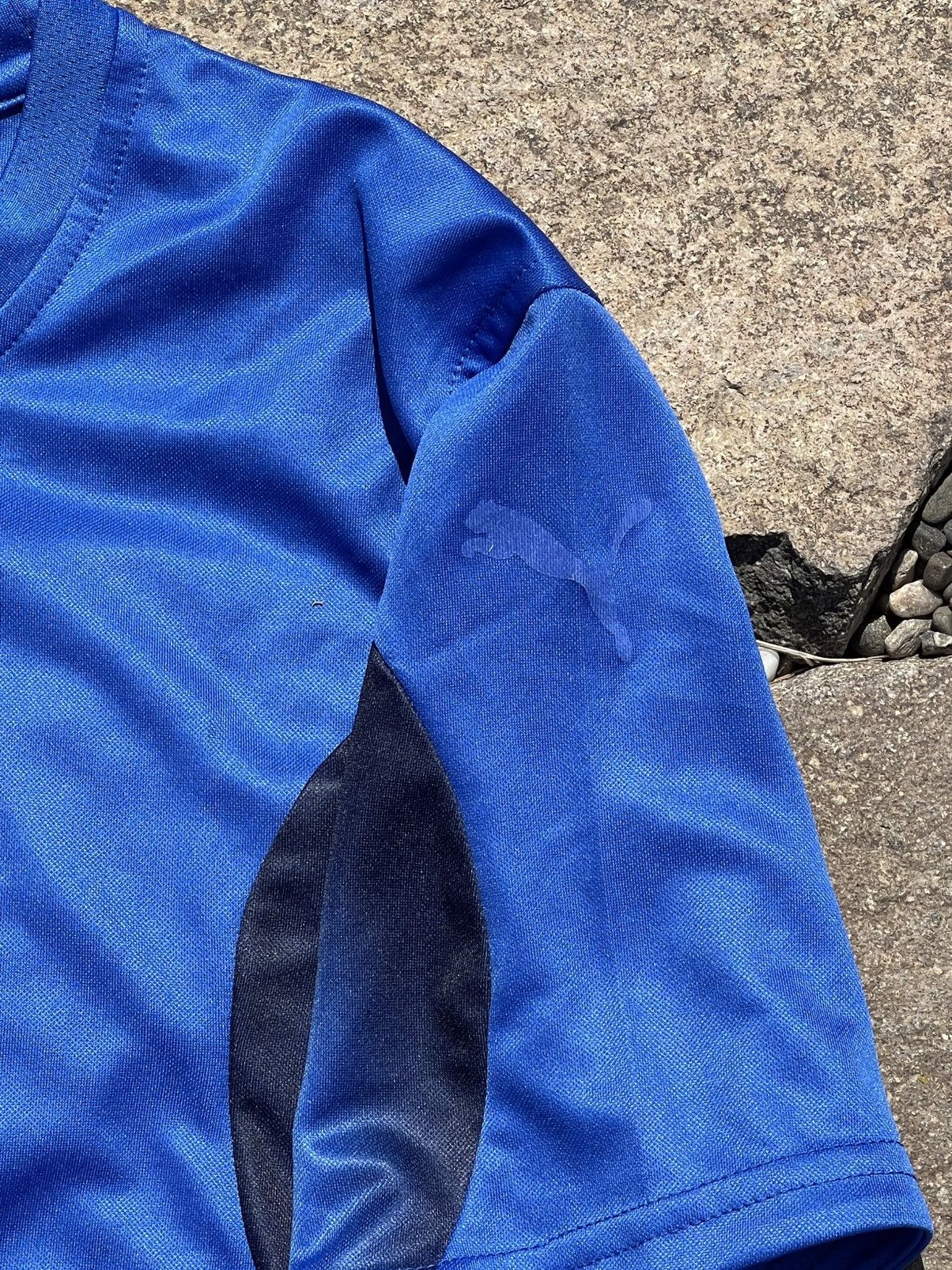 Neil Barrett × Puma 2005 Puma Italy Vintage soccer jersey Neil Barrett Italia Size US S / EU 44-46 / 1 - 10 Thumbnail