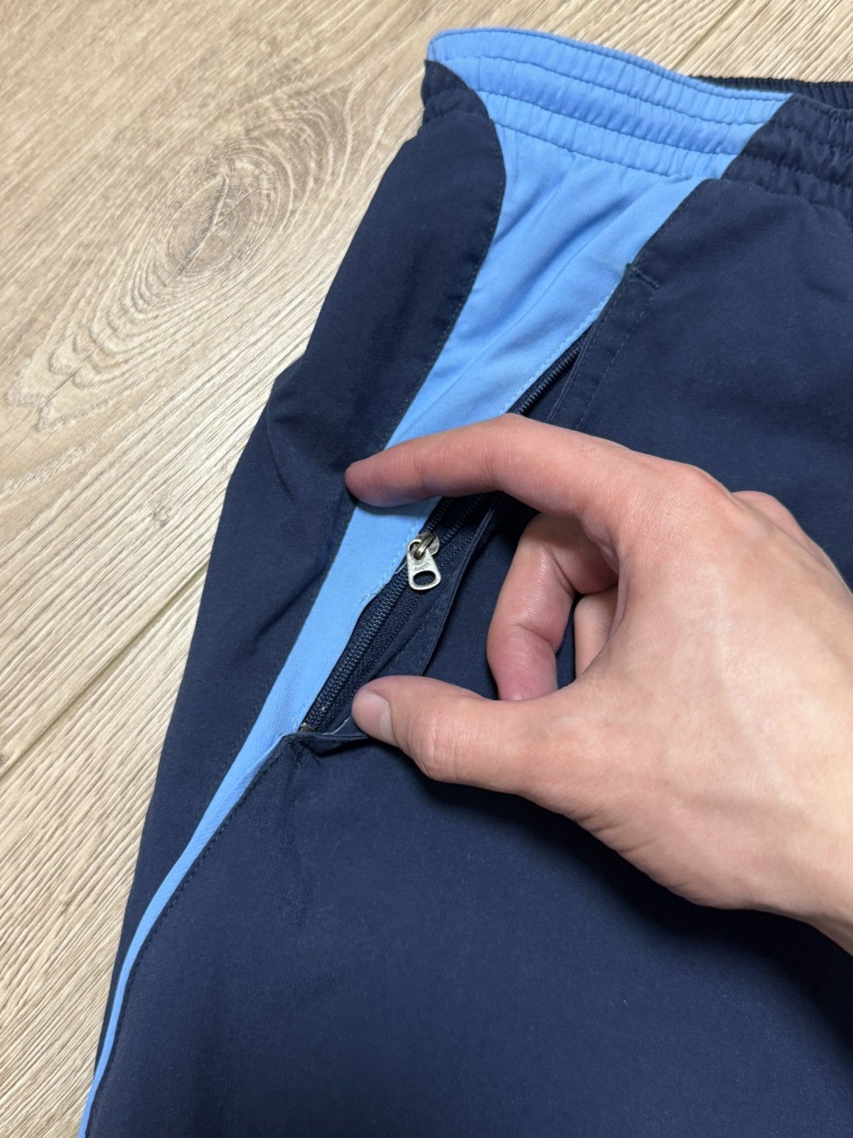 Nike × Vintage Vintage Nike Y2K nylon baggy pants blue navy size XL Size US 34 / EU 50 - 8 Thumbnail