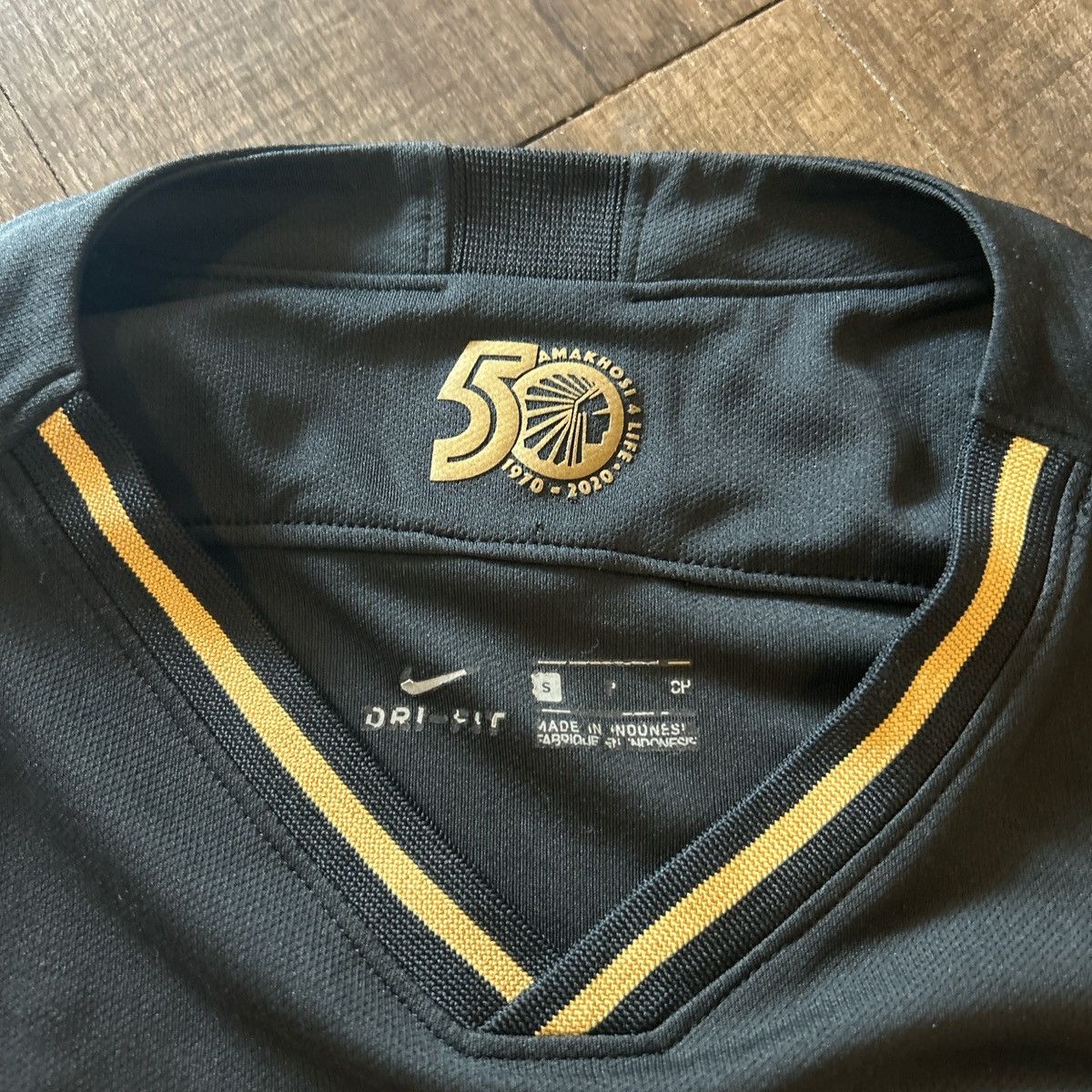 Nike Kaizer Cheifs - 2019/2020 soccer Jersey Size US S / EU 44-46 / 1 - 4 Thumbnail