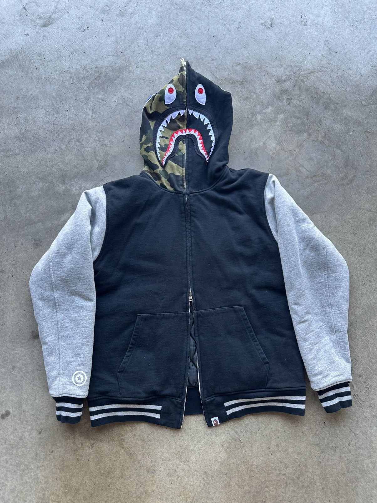 Bape BAPE Full Zip Quilted Shark Hoodie Size US XL / EU 56 / 4 - 1 Thumbnail