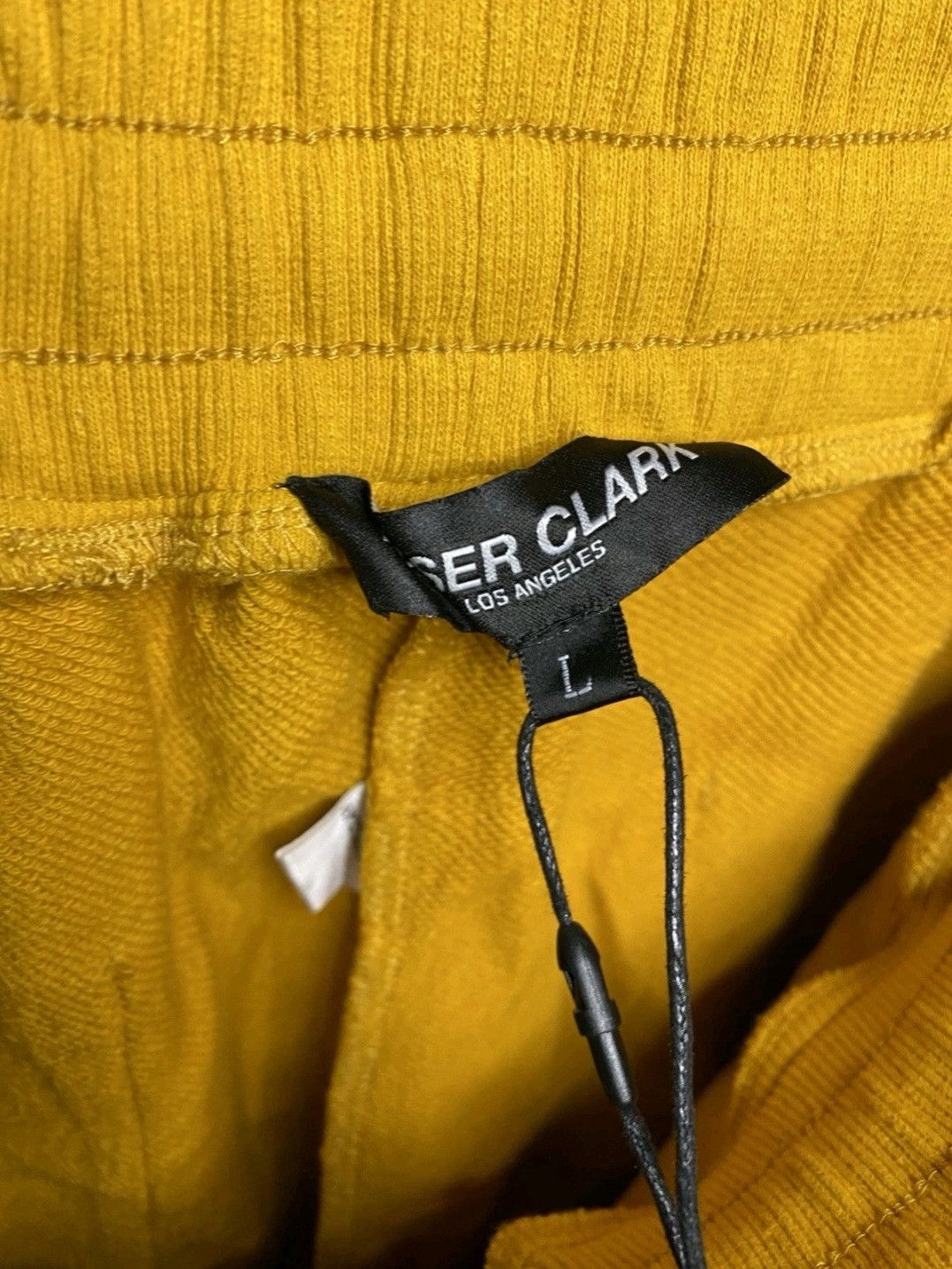 Keiser Clark KEISER CLARK SURFIN' SWEATSHORT CALI YELLOW BLACK Size L Size US 36 / EU 52 - 5 Thumbnail