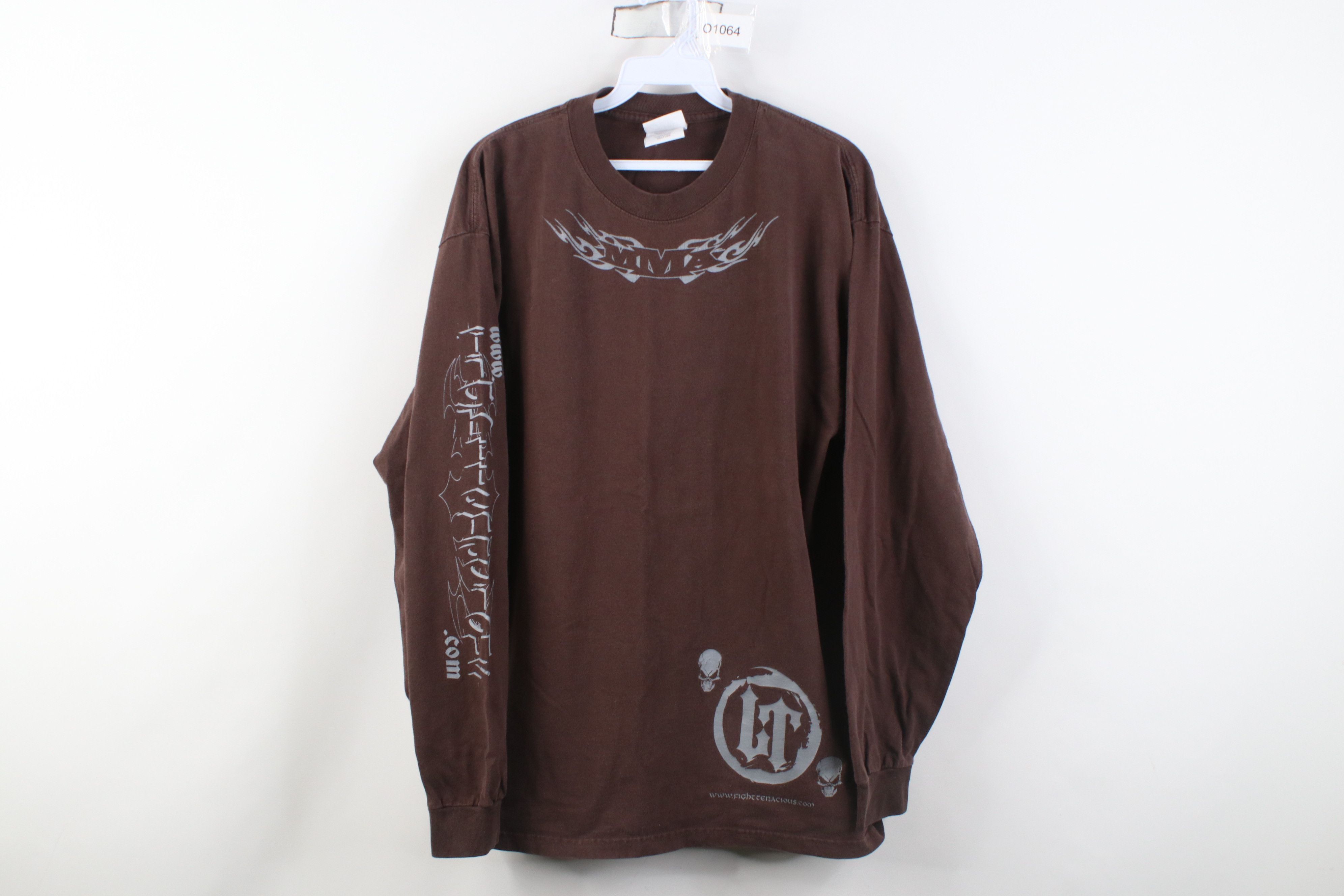 Vintage Vintage Y2K Fight Tenacious Skull Flames Long Sleeve T-Shirt Size US L / EU 52-54 / 3 - 1 Thumbnail