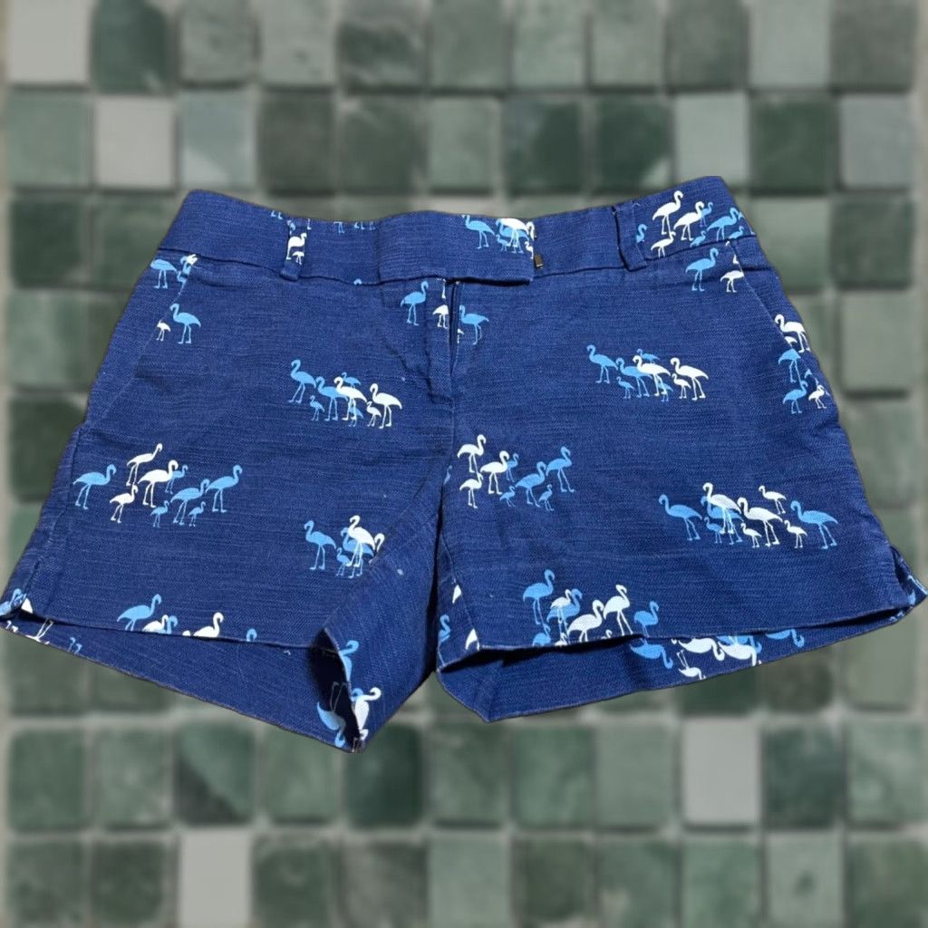 Ann Taylor Ann Taylor Loft Shorts Size 00 Blue Flamingo Pattern Size 24" / US 00 / IT 34 - 1 Thumbnail