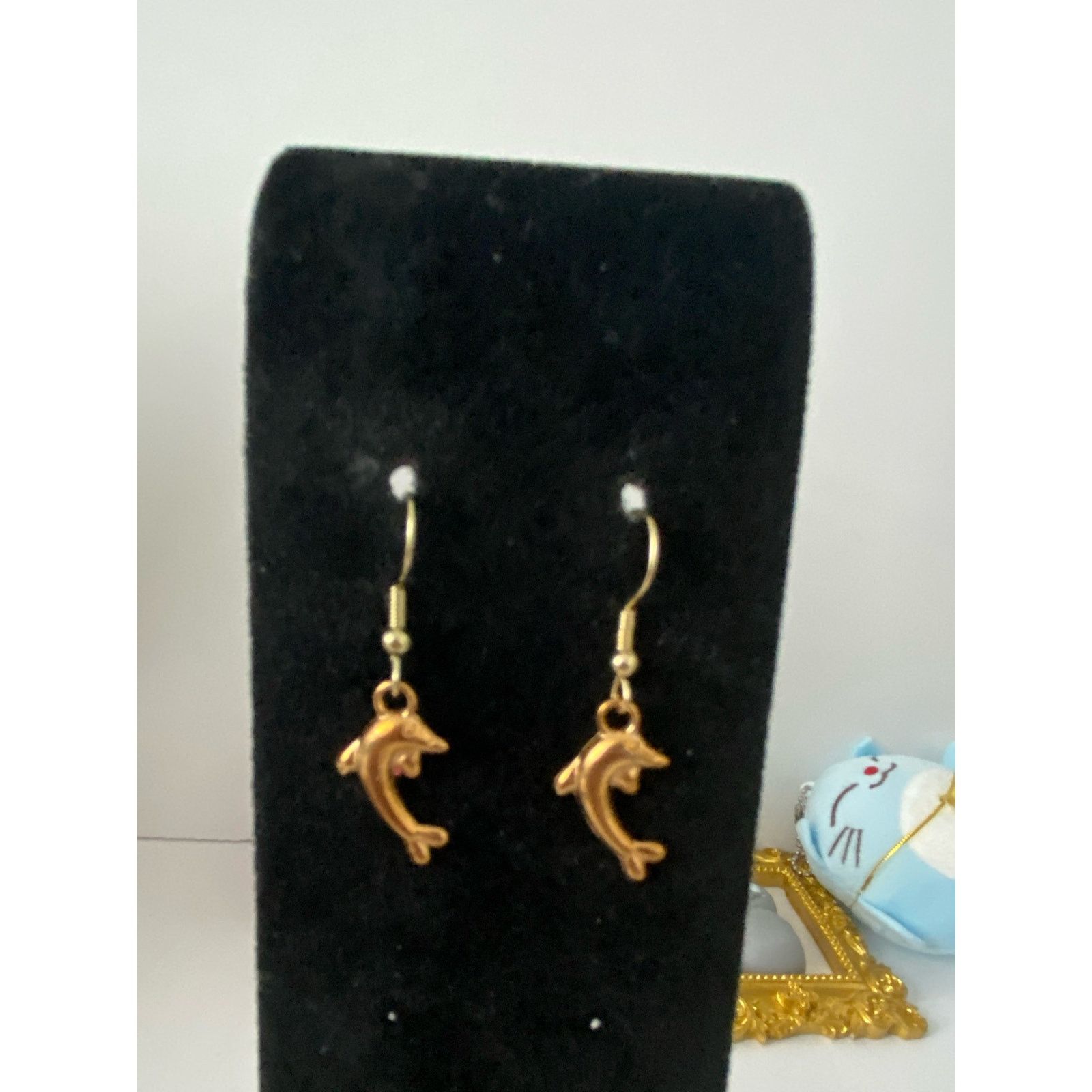 Handmade dolphin earrings gold tone Size ONE SIZE - 1 Thumbnail