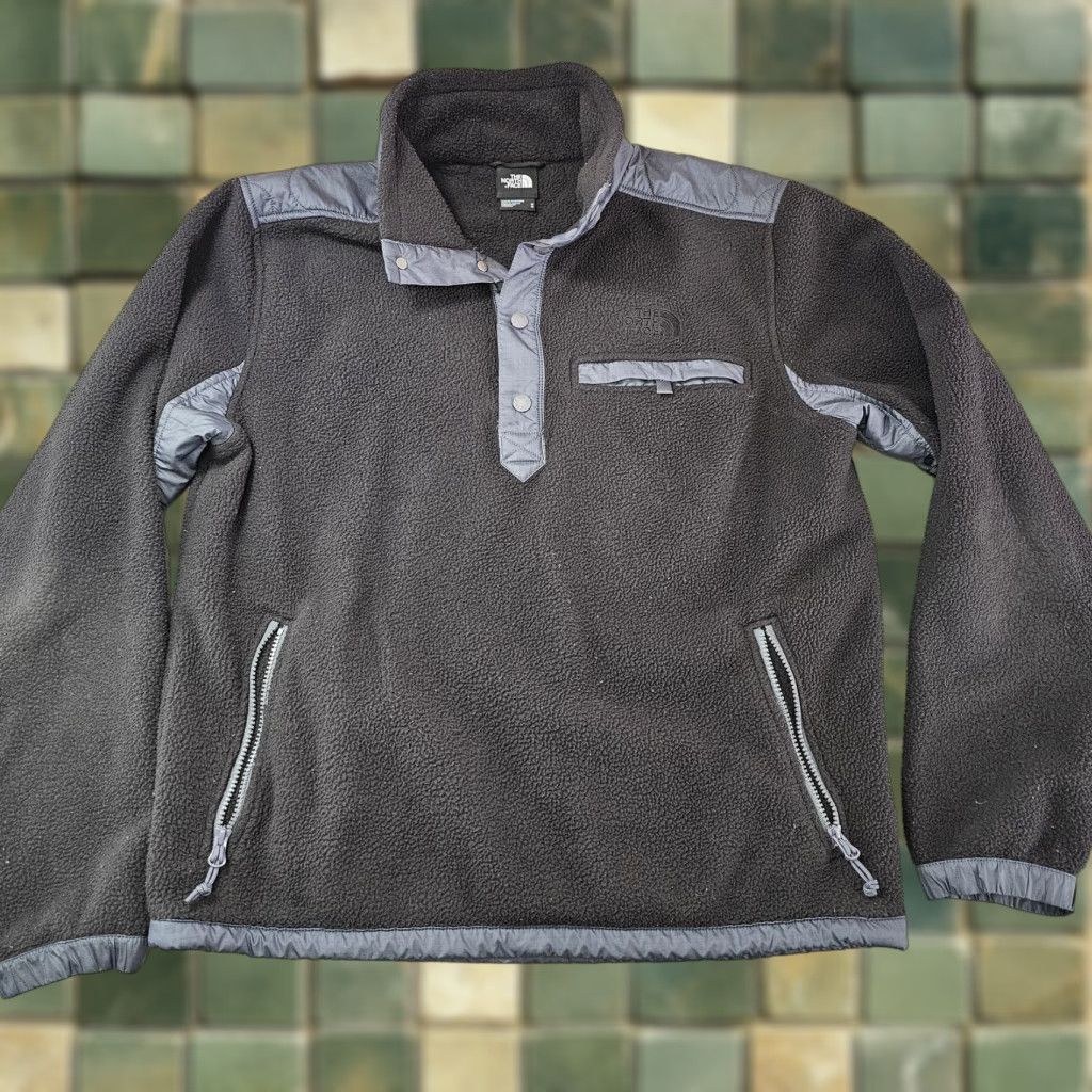 The North Face VINTAGE The North Face Fleece Pullover Mens M Gray Snap Neck Nylon Yoke Zip Pockets Size US M / EU 48-50 / 2 - 1 Thumbnail